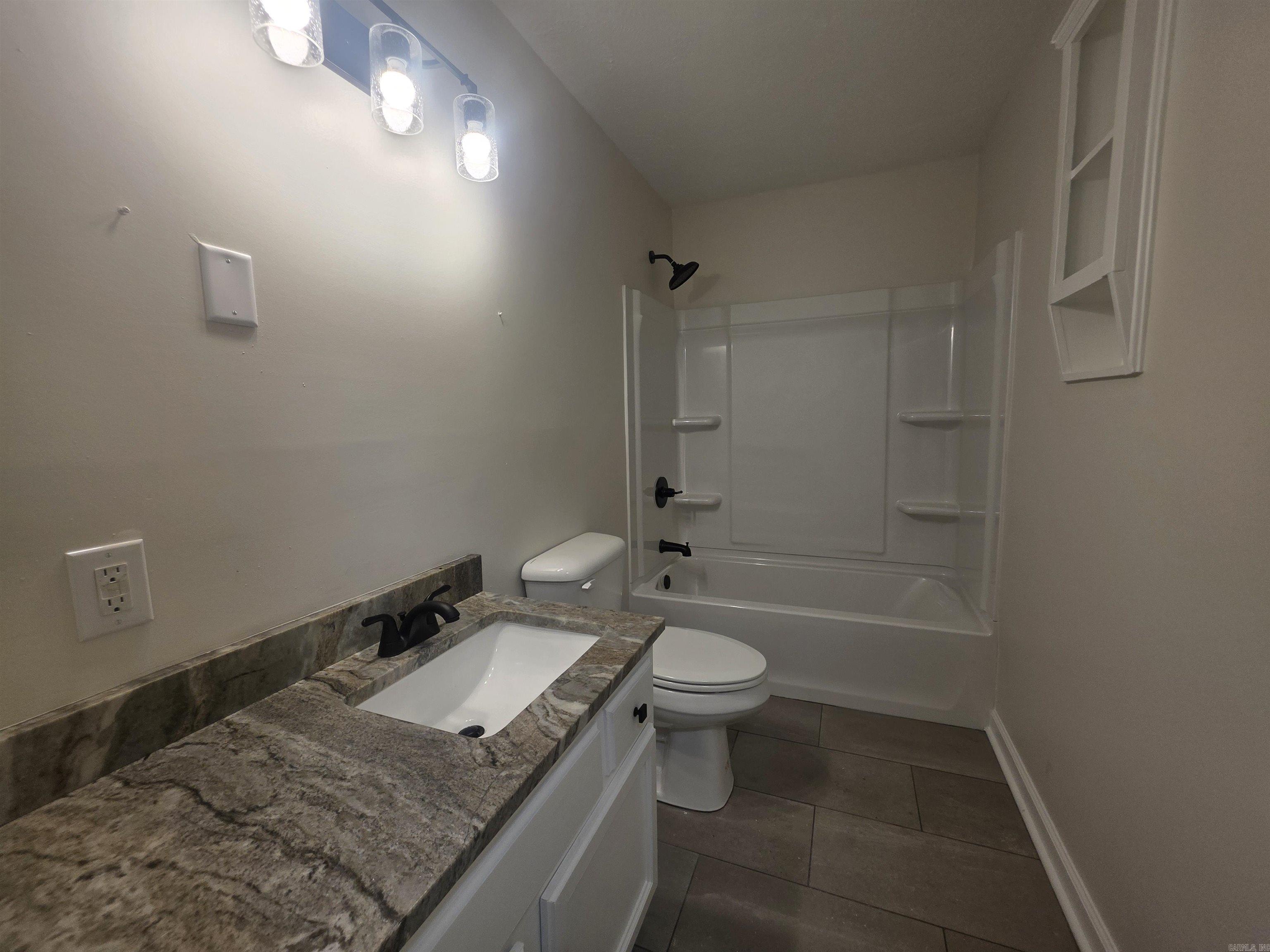 JULIE ADDN - NORTH LITTLE ROCK - Residential Lease