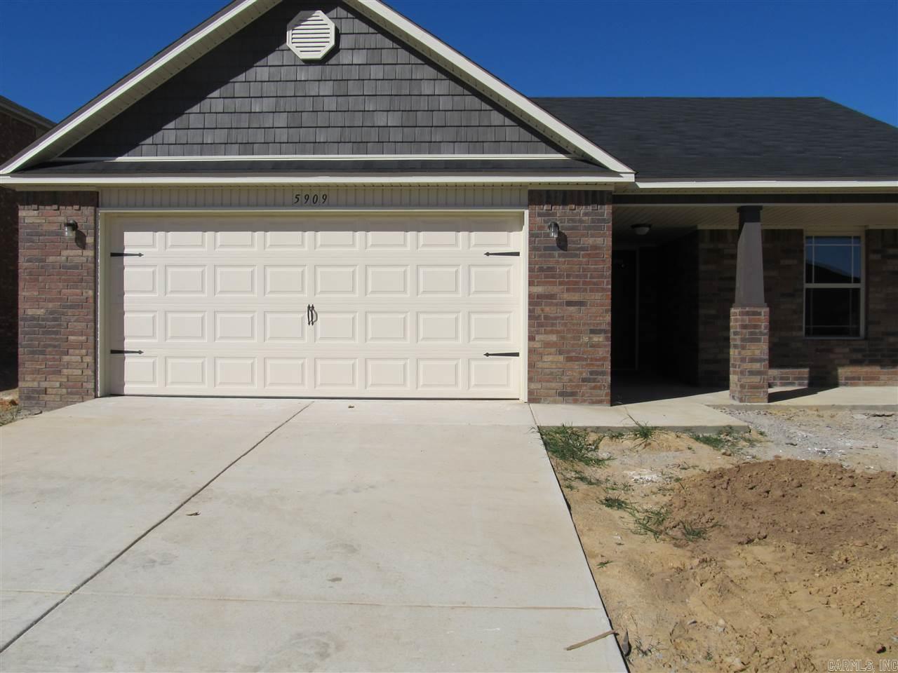 TRAMMEL ESTATES - Residential