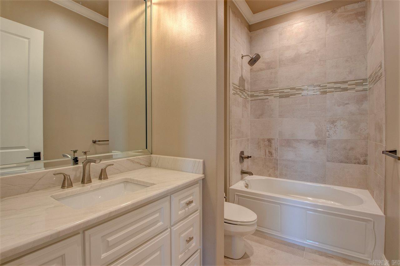 WOODLANDS EDGE - Residential