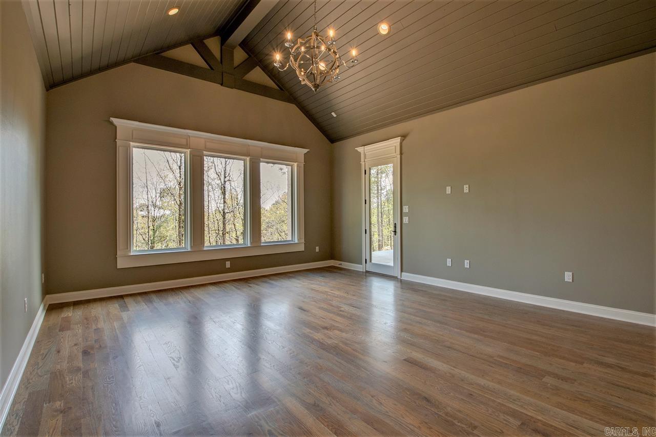 WOODLANDS EDGE - Residential