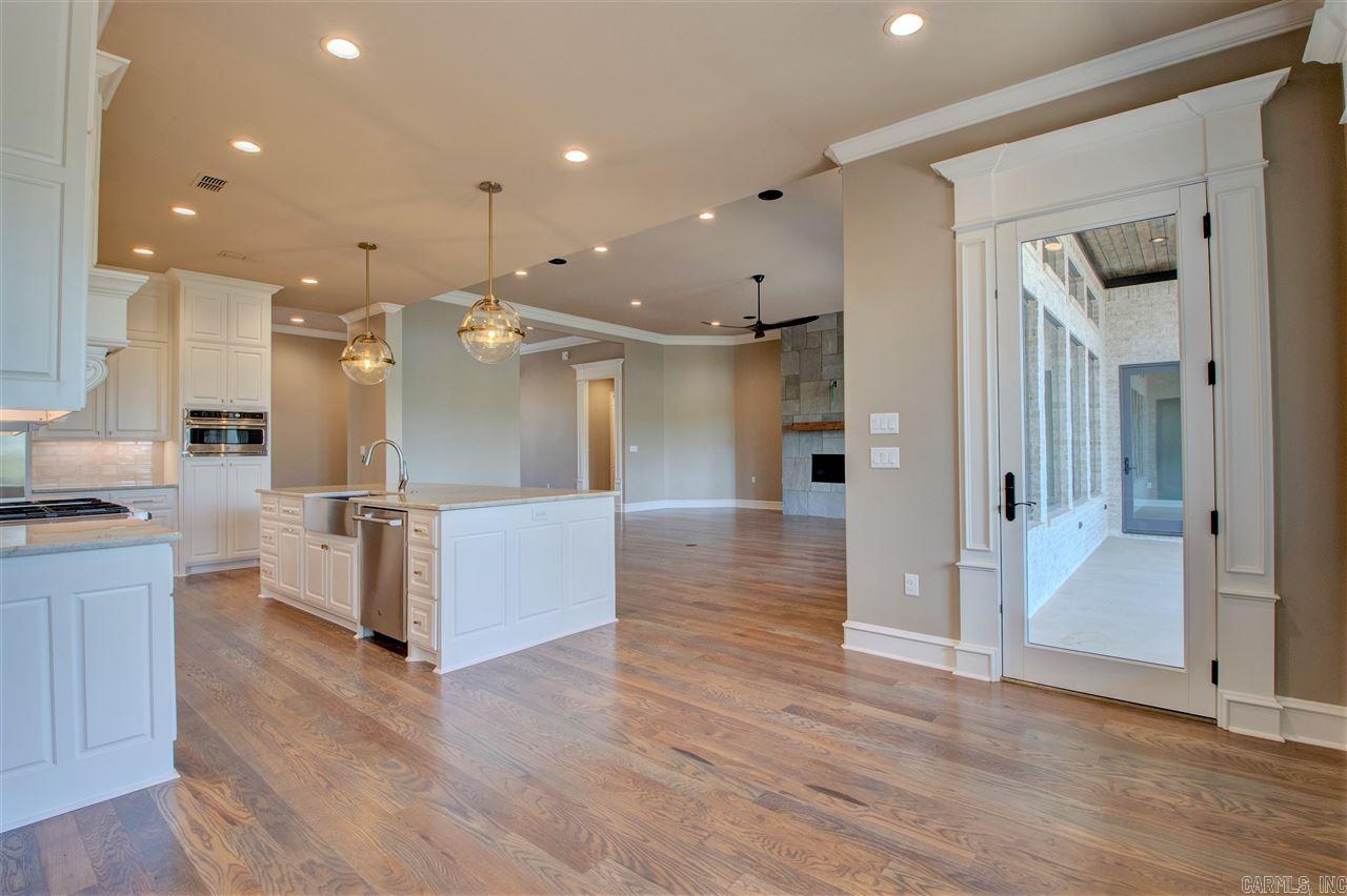 WOODLANDS EDGE - Residential