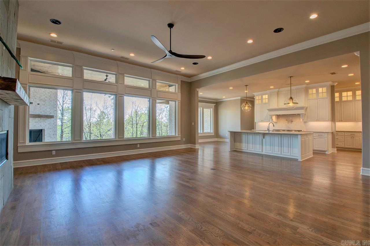 WOODLANDS EDGE - Residential