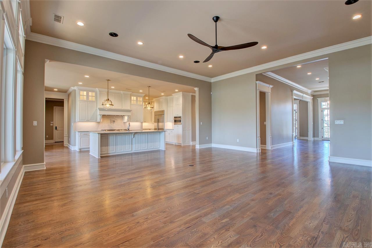 WOODLANDS EDGE - Residential