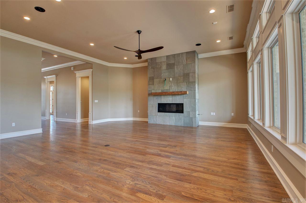WOODLANDS EDGE - Residential