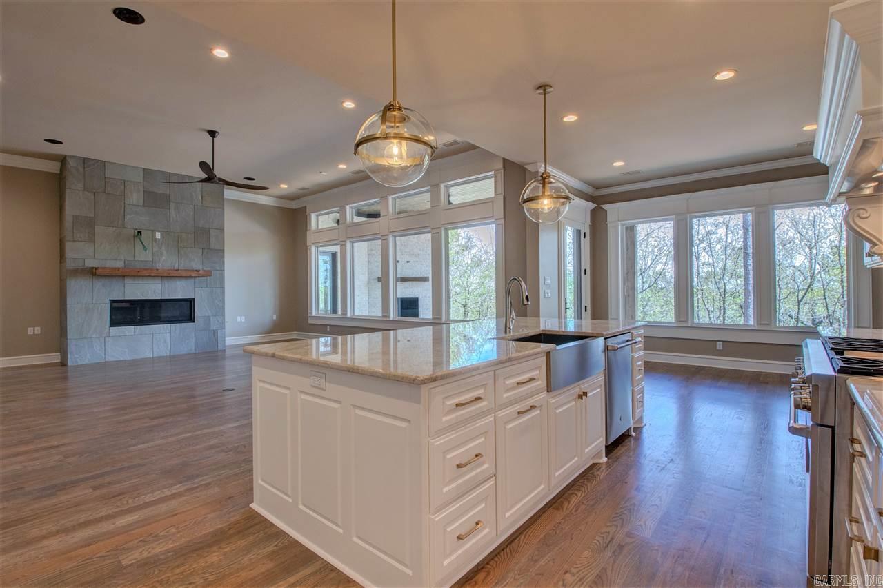 WOODLANDS EDGE - Residential