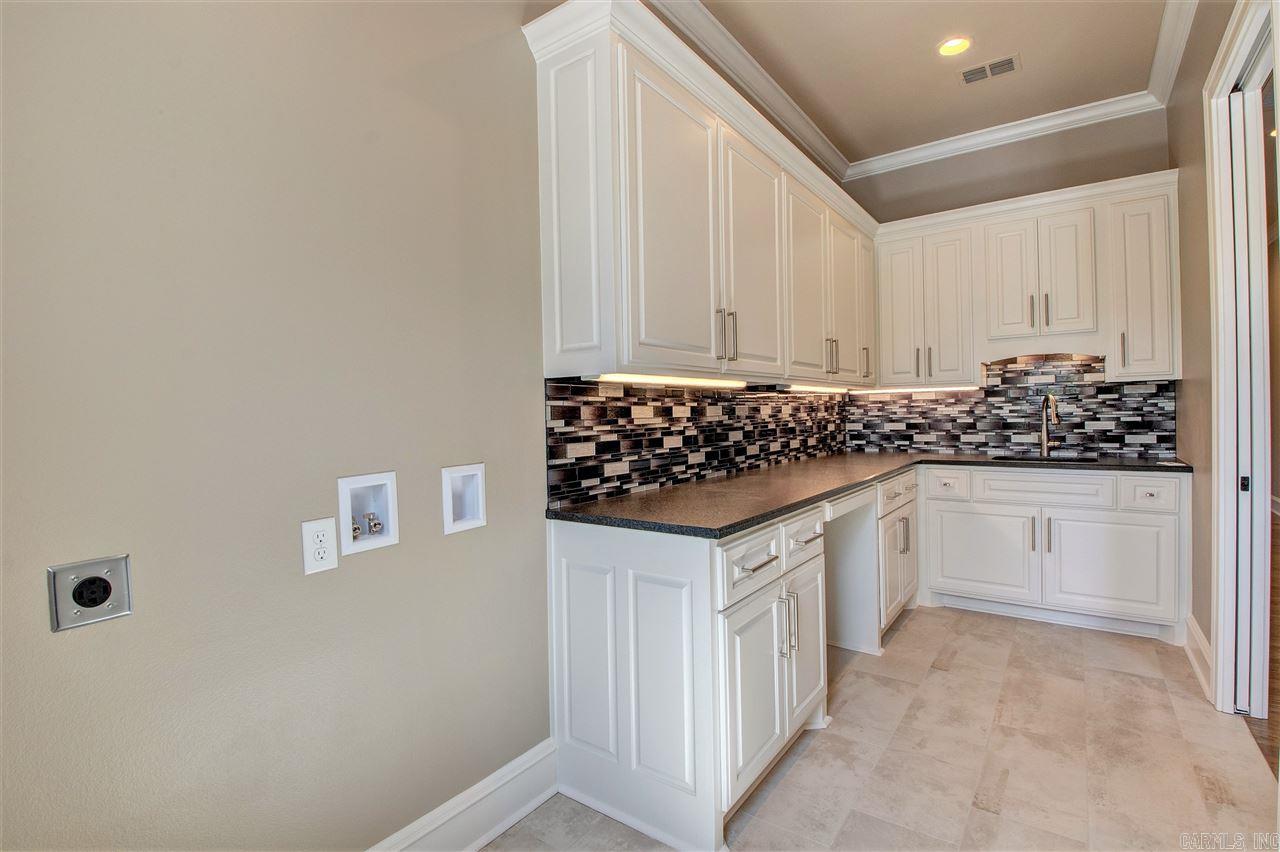 WOODLANDS EDGE - Residential