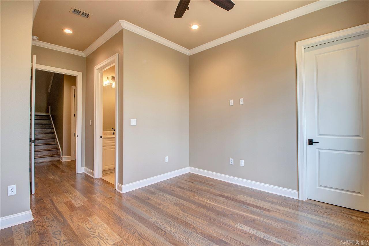 WOODLANDS EDGE - Residential