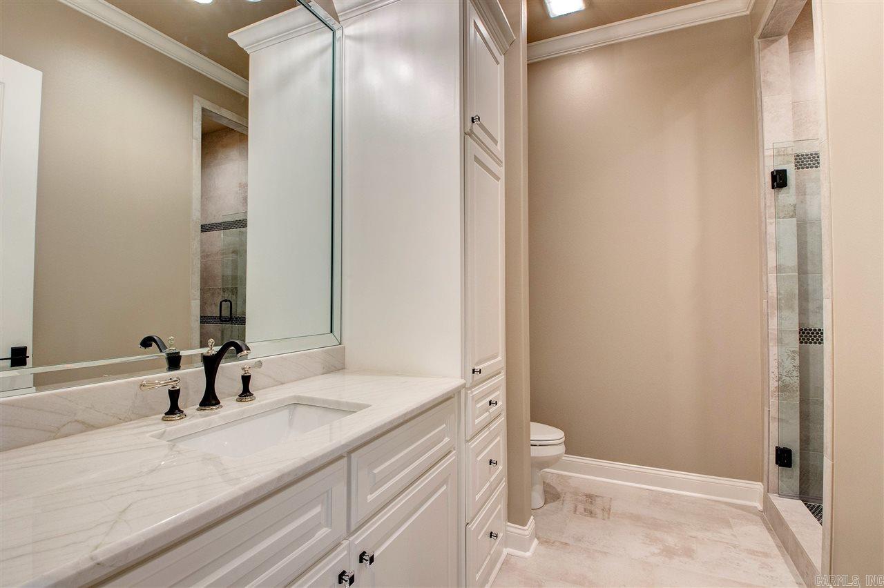 WOODLANDS EDGE - Residential