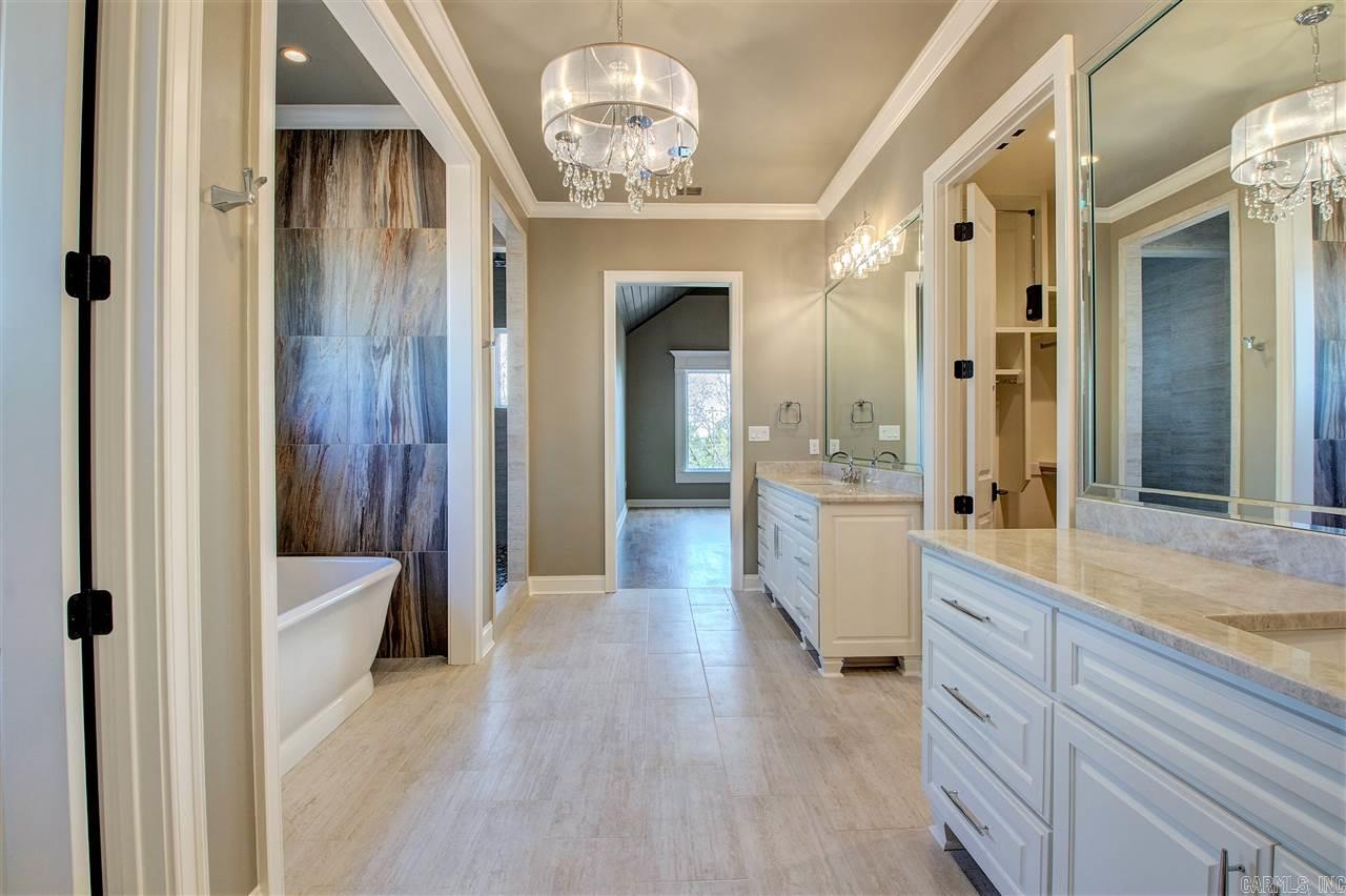 WOODLANDS EDGE - Residential