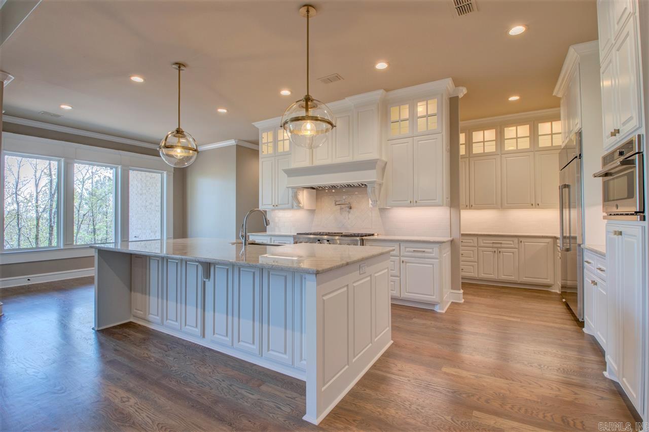 WOODLANDS EDGE - Residential
