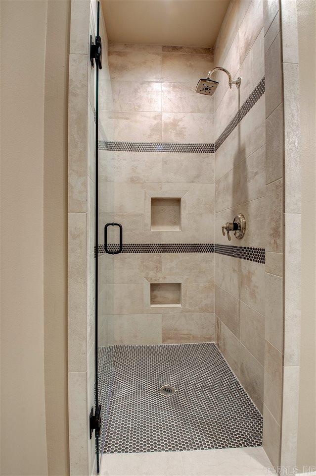 WOODLANDS EDGE - Residential