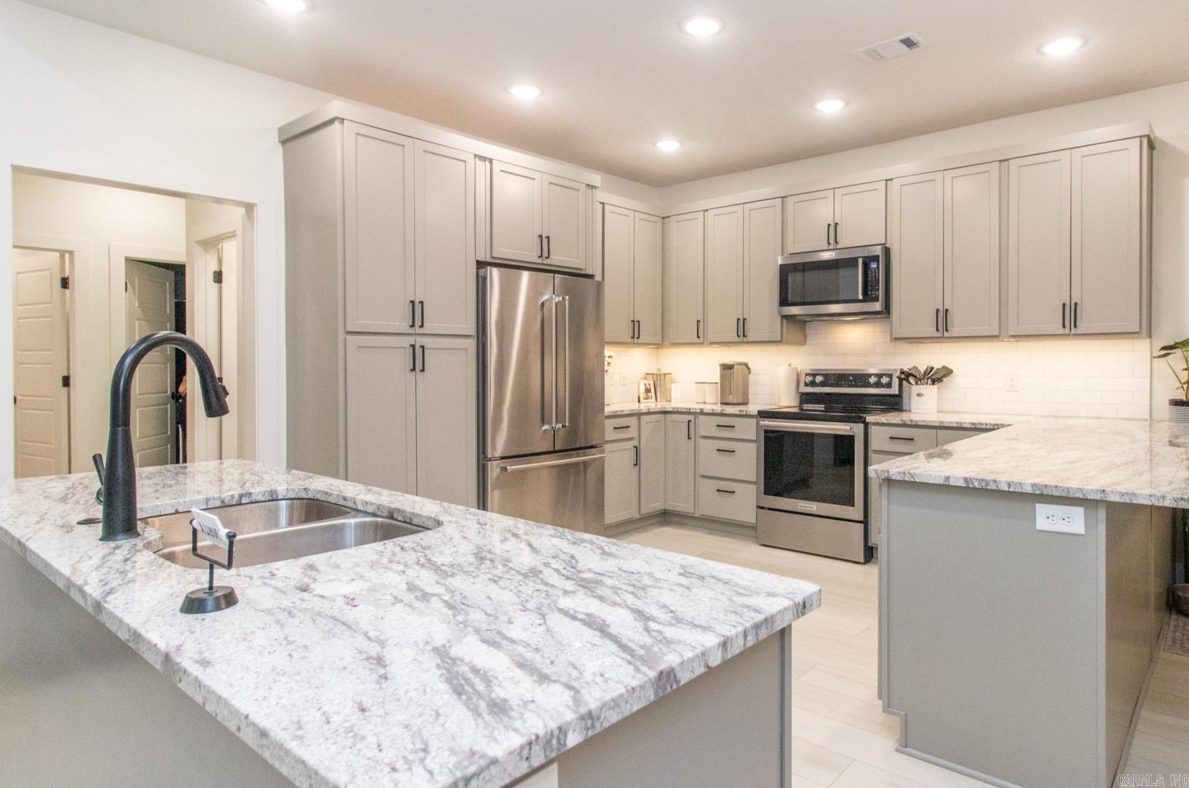SAGE MEADOWS - Residential