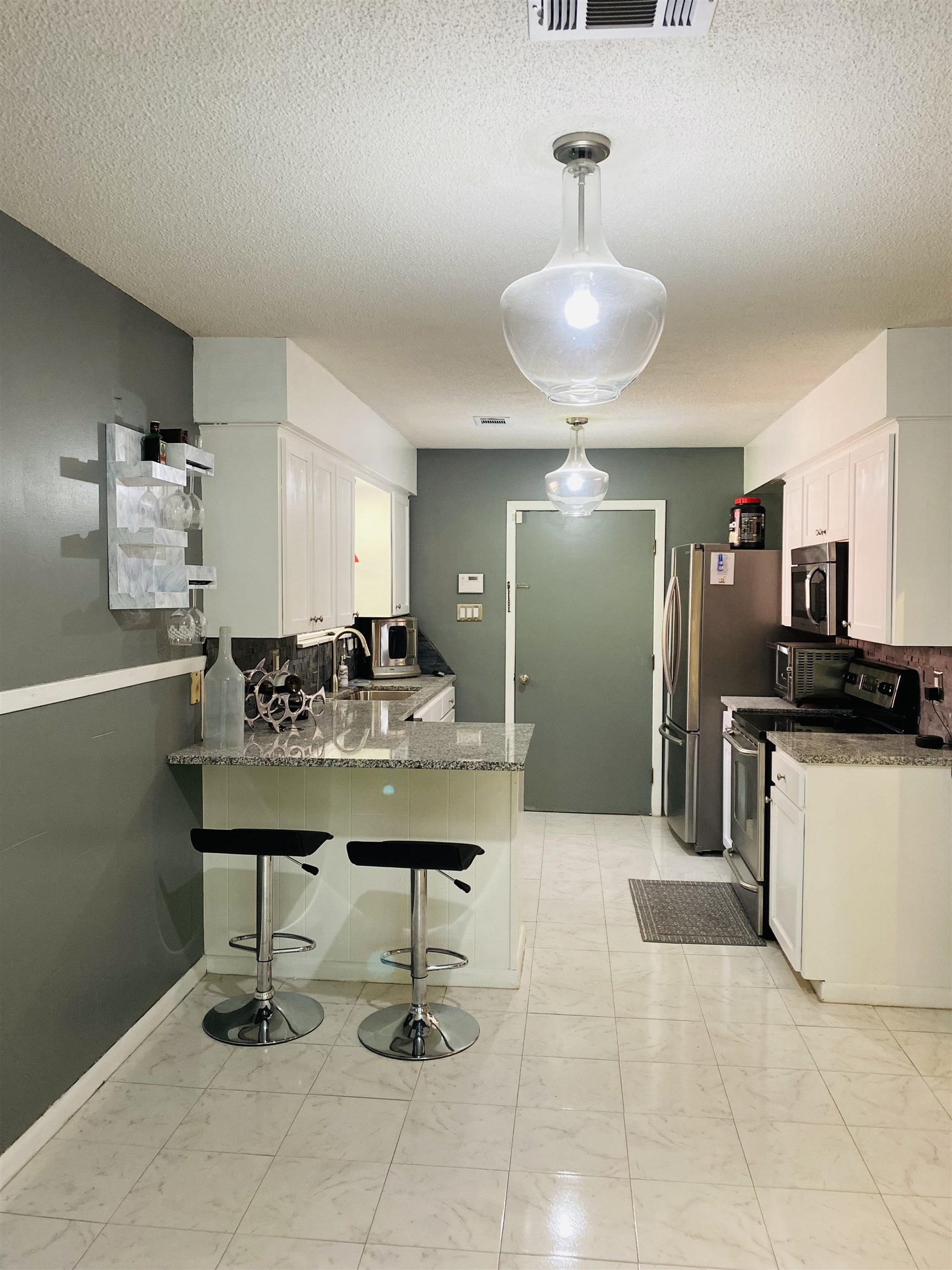 SMOKING OAKS ADD - Residential
