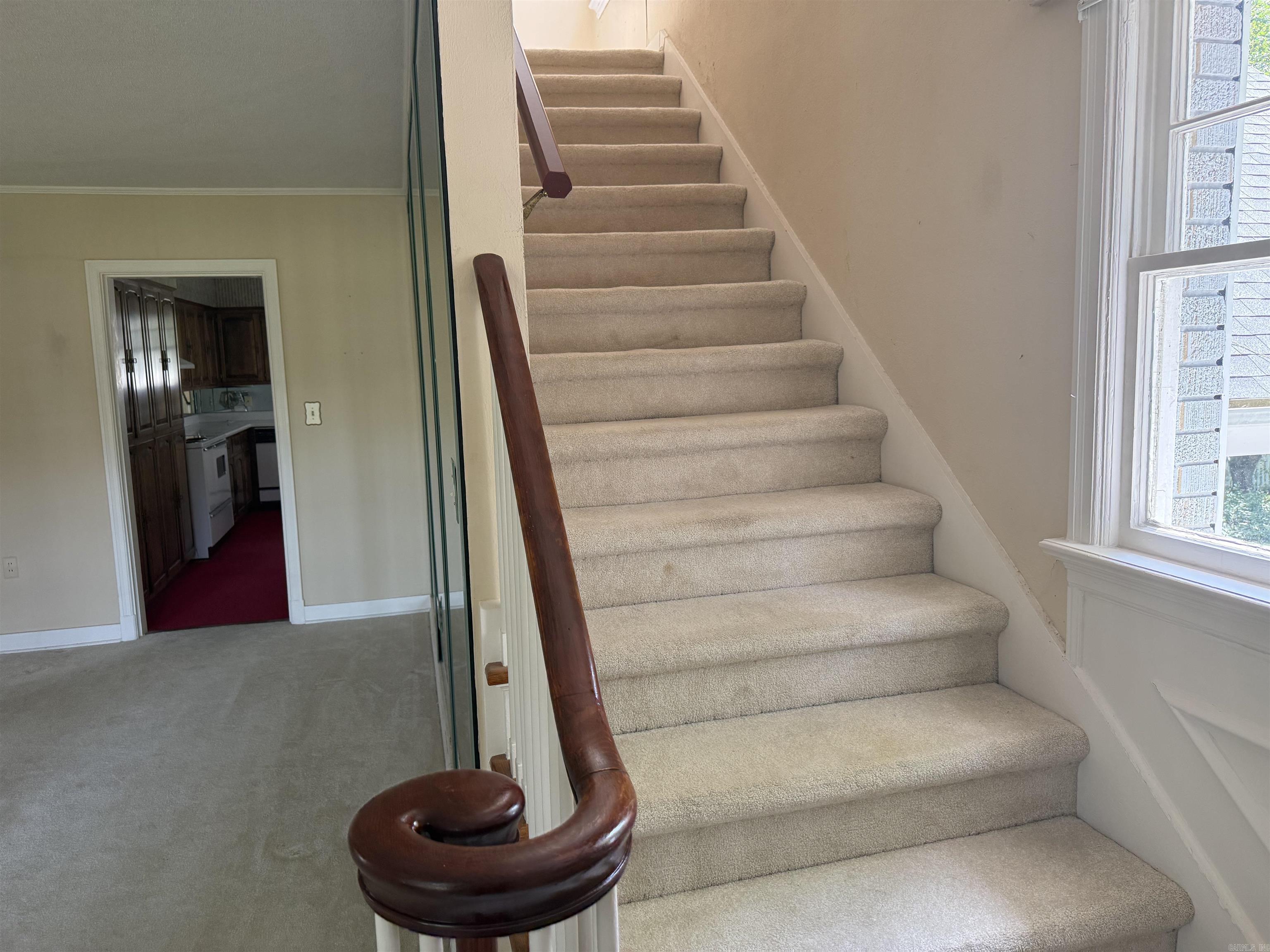 HOLIFIELD - Residential