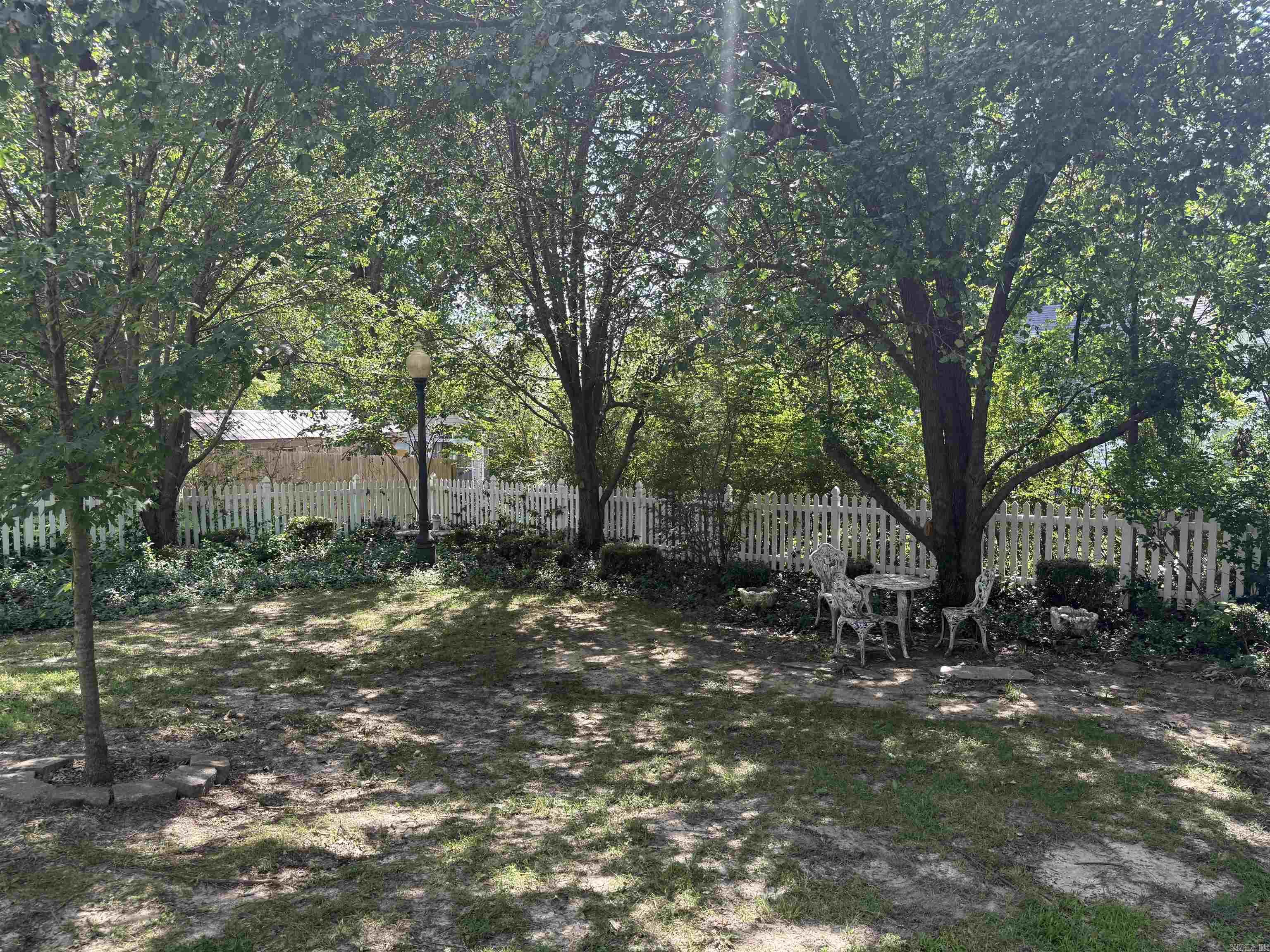 HOLIFIELD - Residential