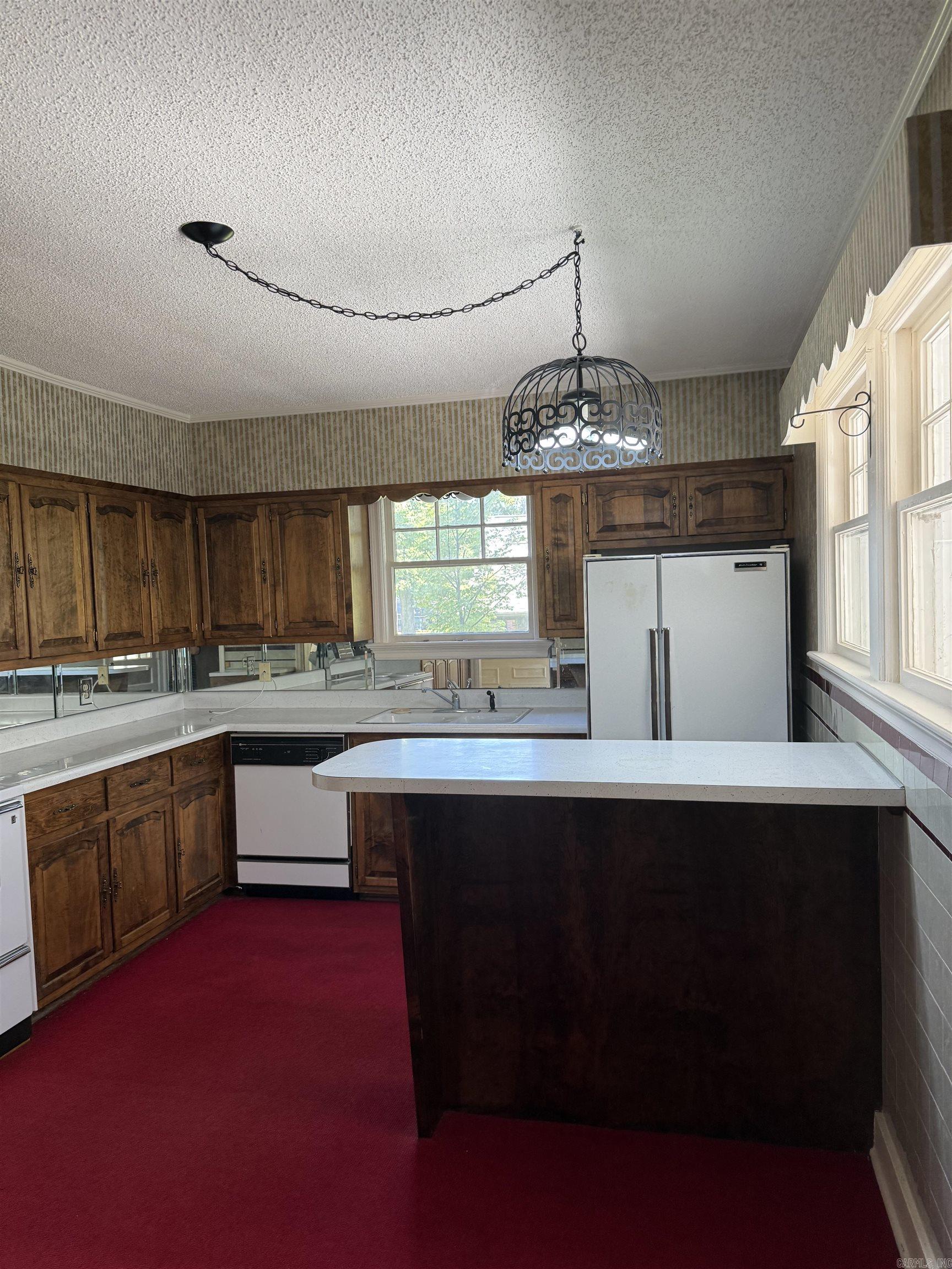 HOLIFIELD - Residential