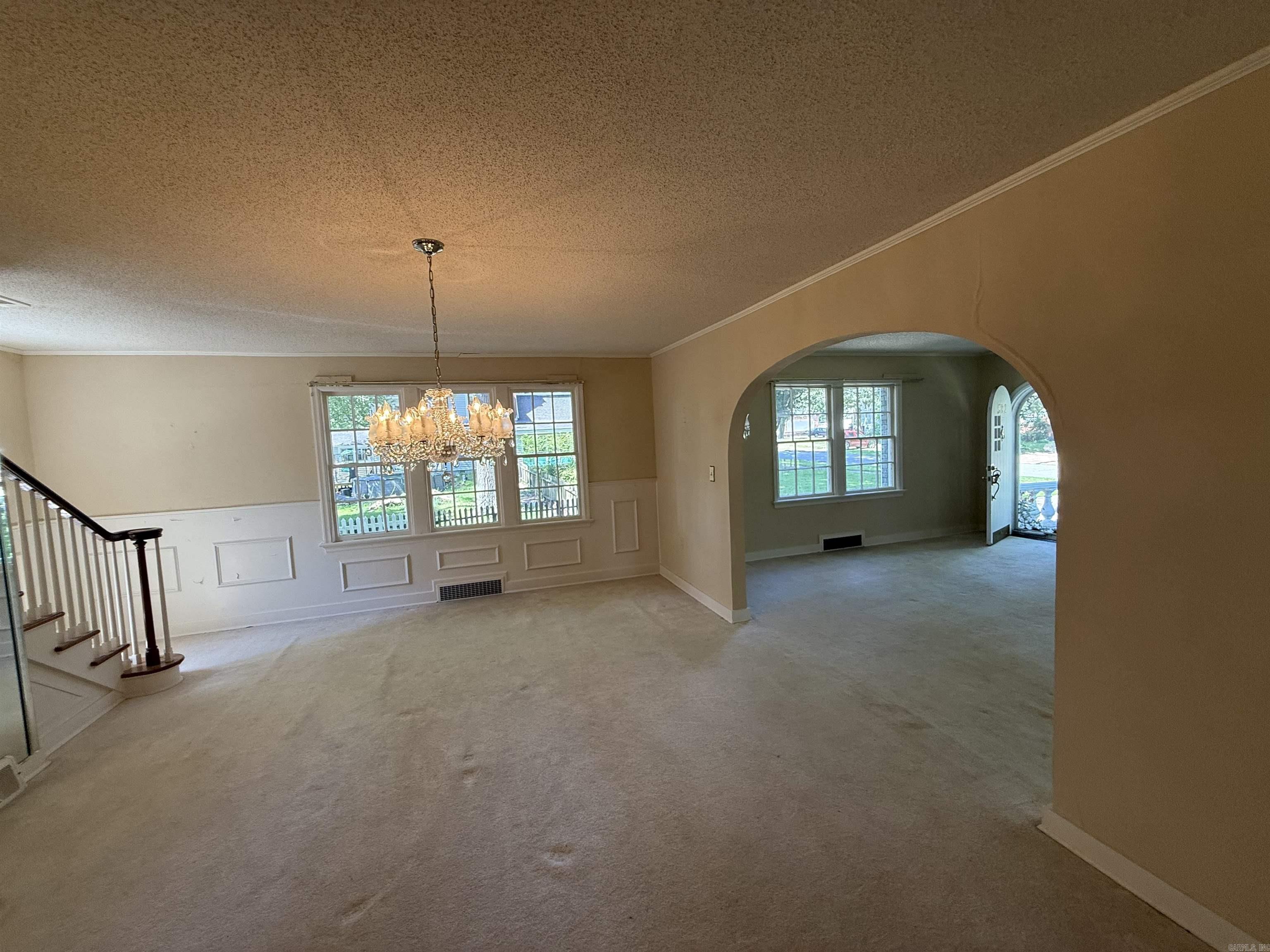 HOLIFIELD - Residential