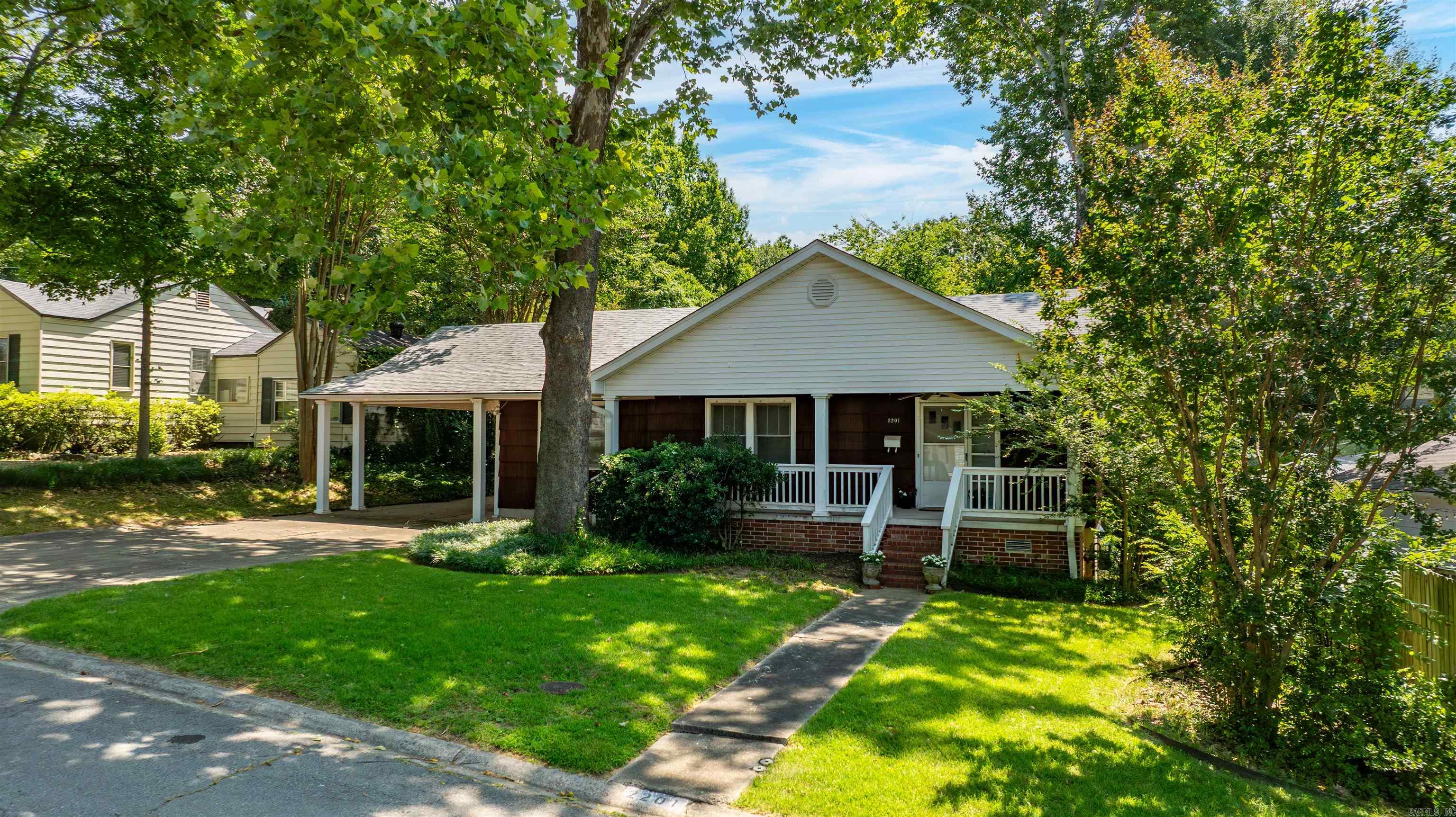 WESTOVER HILLS - Residential