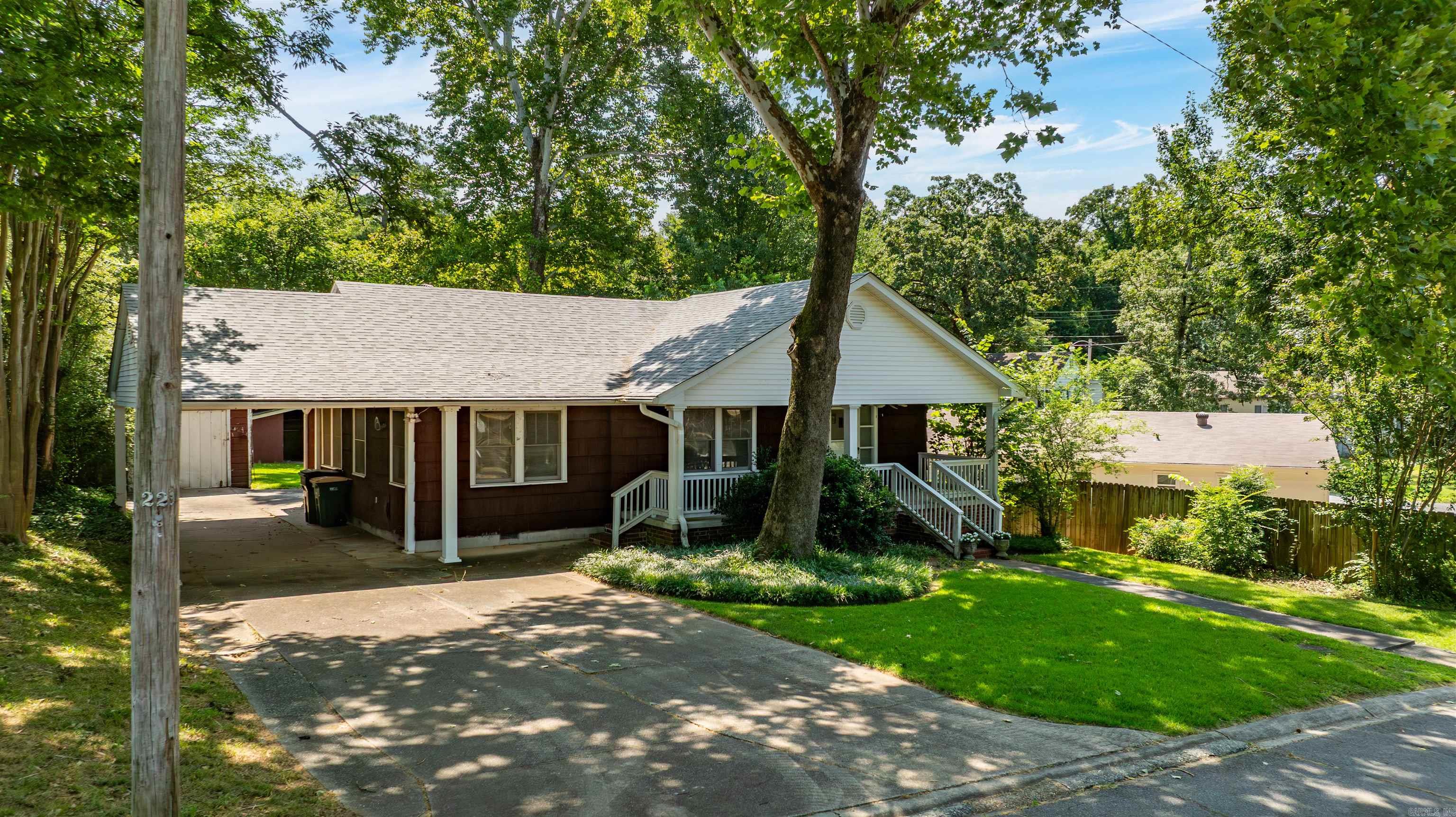 WESTOVER HILLS - Residential
