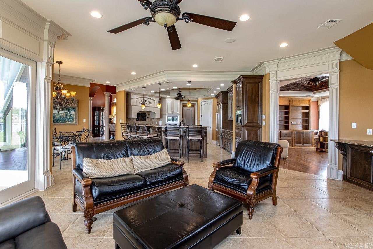 HURRICANE LAKE EST - Residential