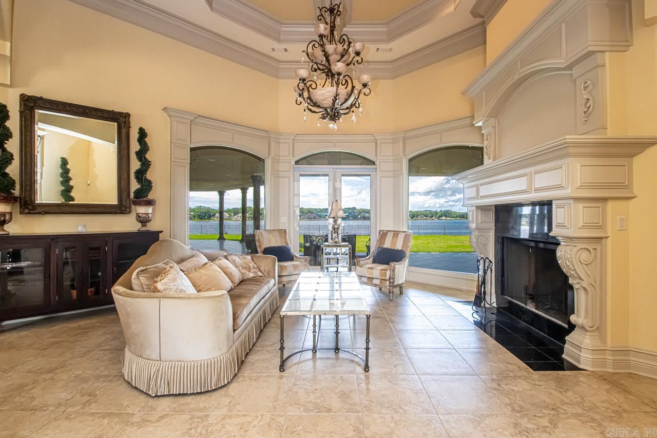 HURRICANE LAKE EST - Residential