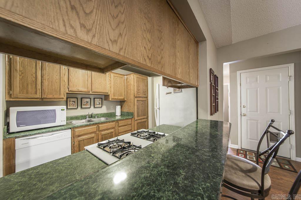 Springhill Manor West - Residential
