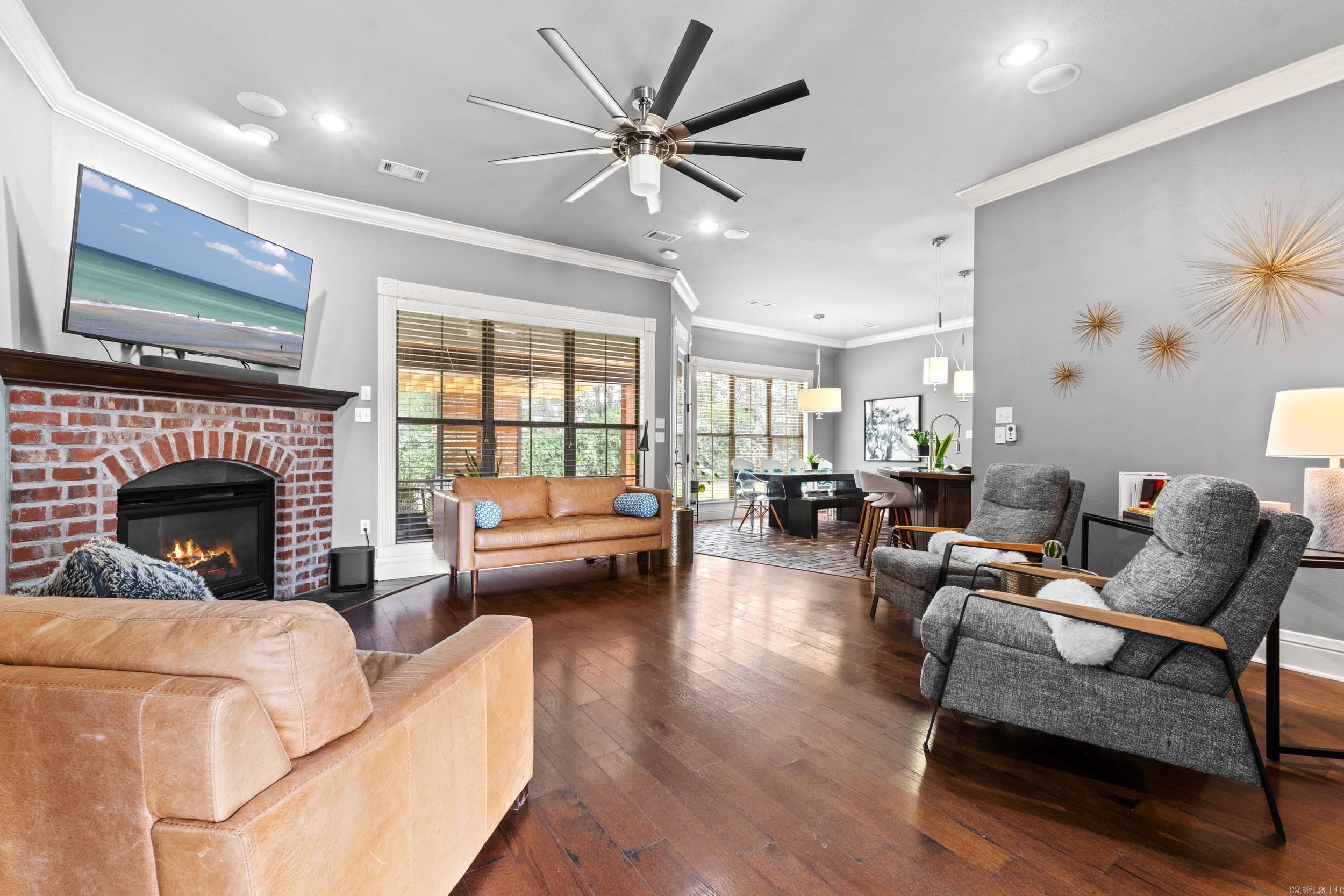 CHESTNUT MEADOWS - Residential