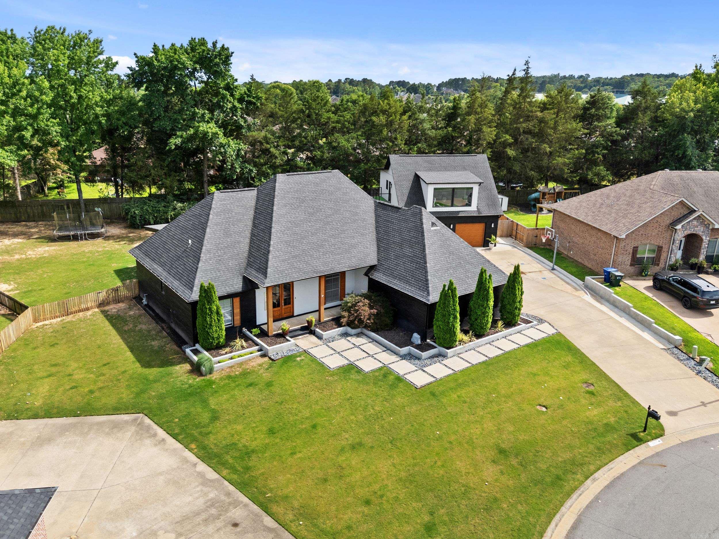 CHESTNUT MEADOWS - Residential