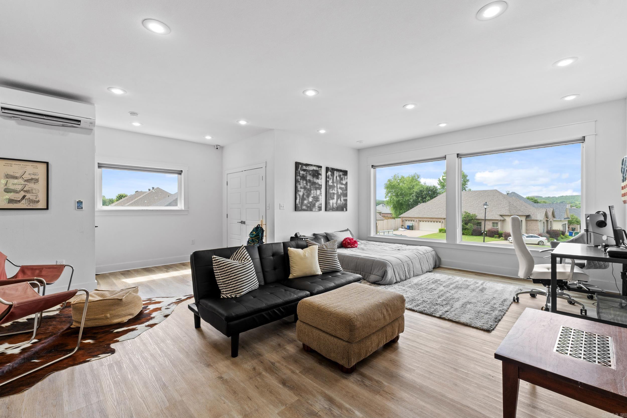 CHESTNUT MEADOWS - Residential