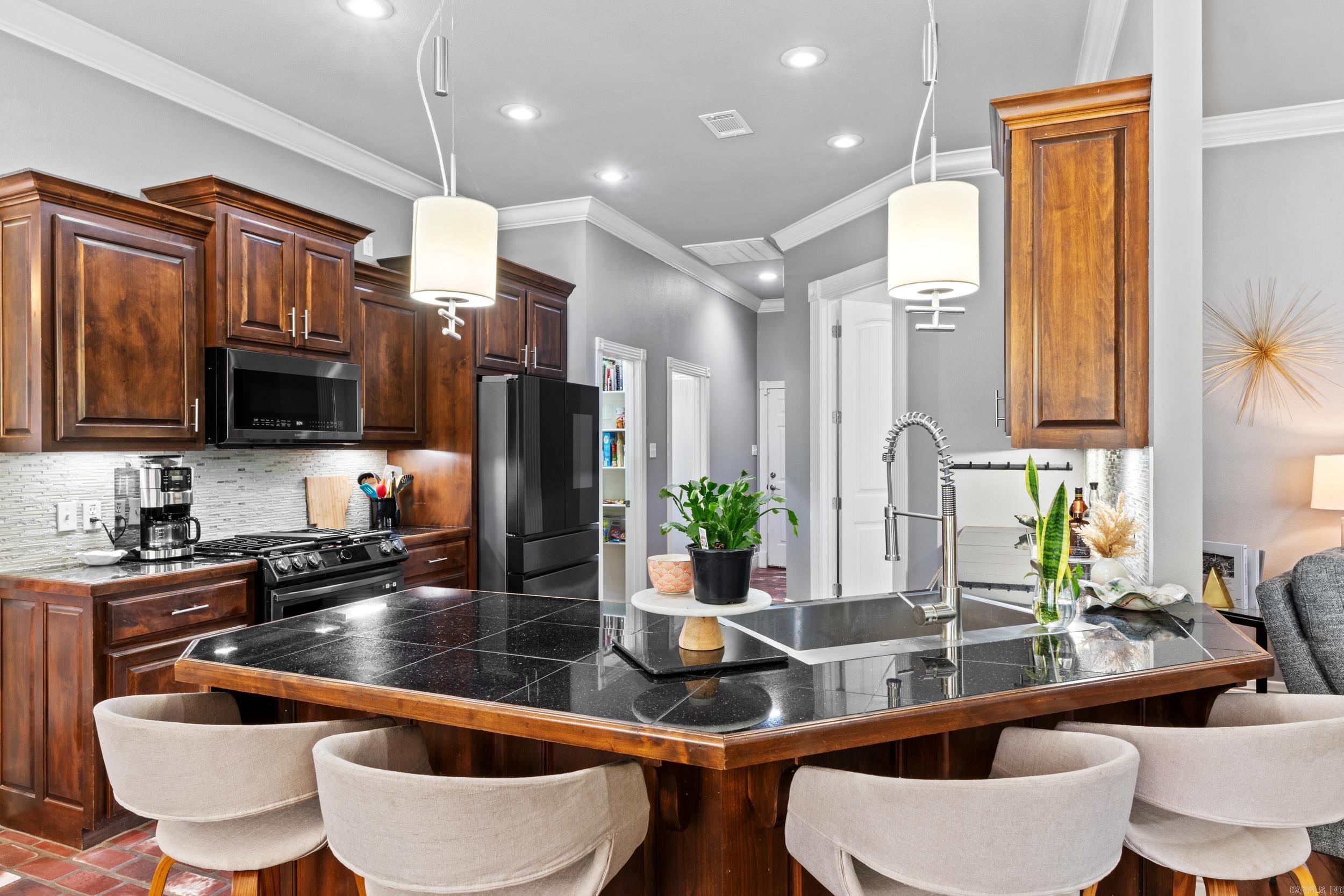 CHESTNUT MEADOWS - Residential