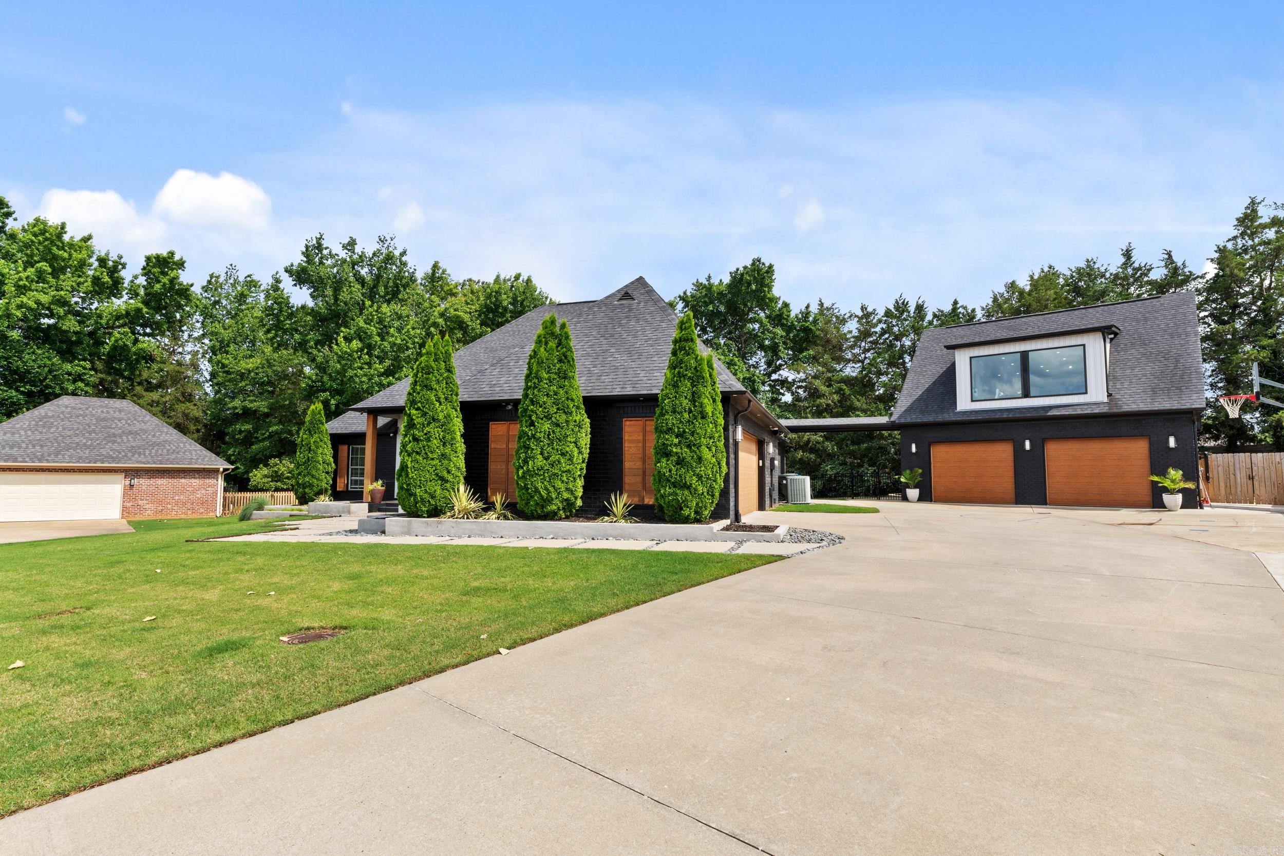 CHESTNUT MEADOWS - Residential