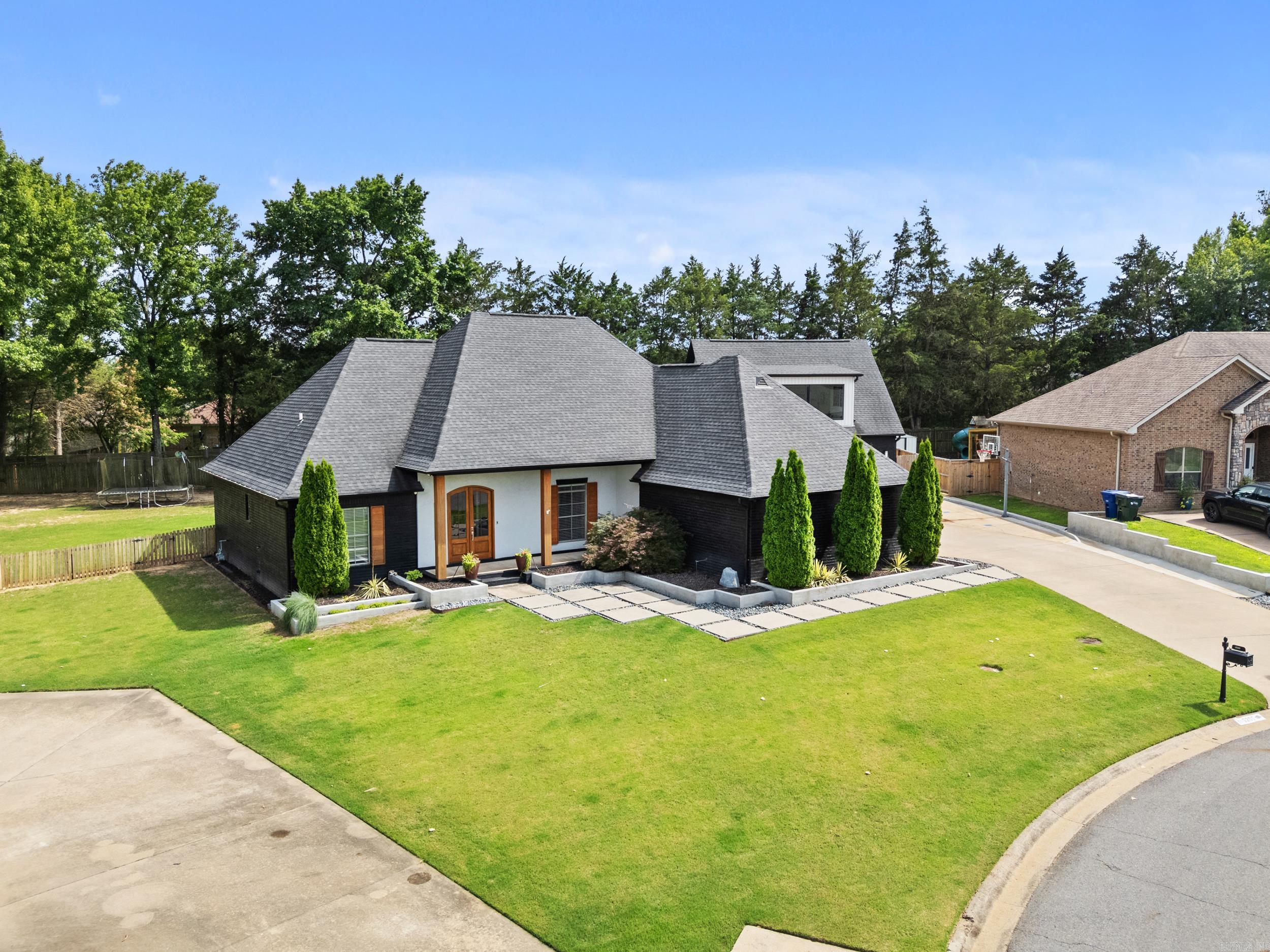 CHESTNUT MEADOWS - Residential