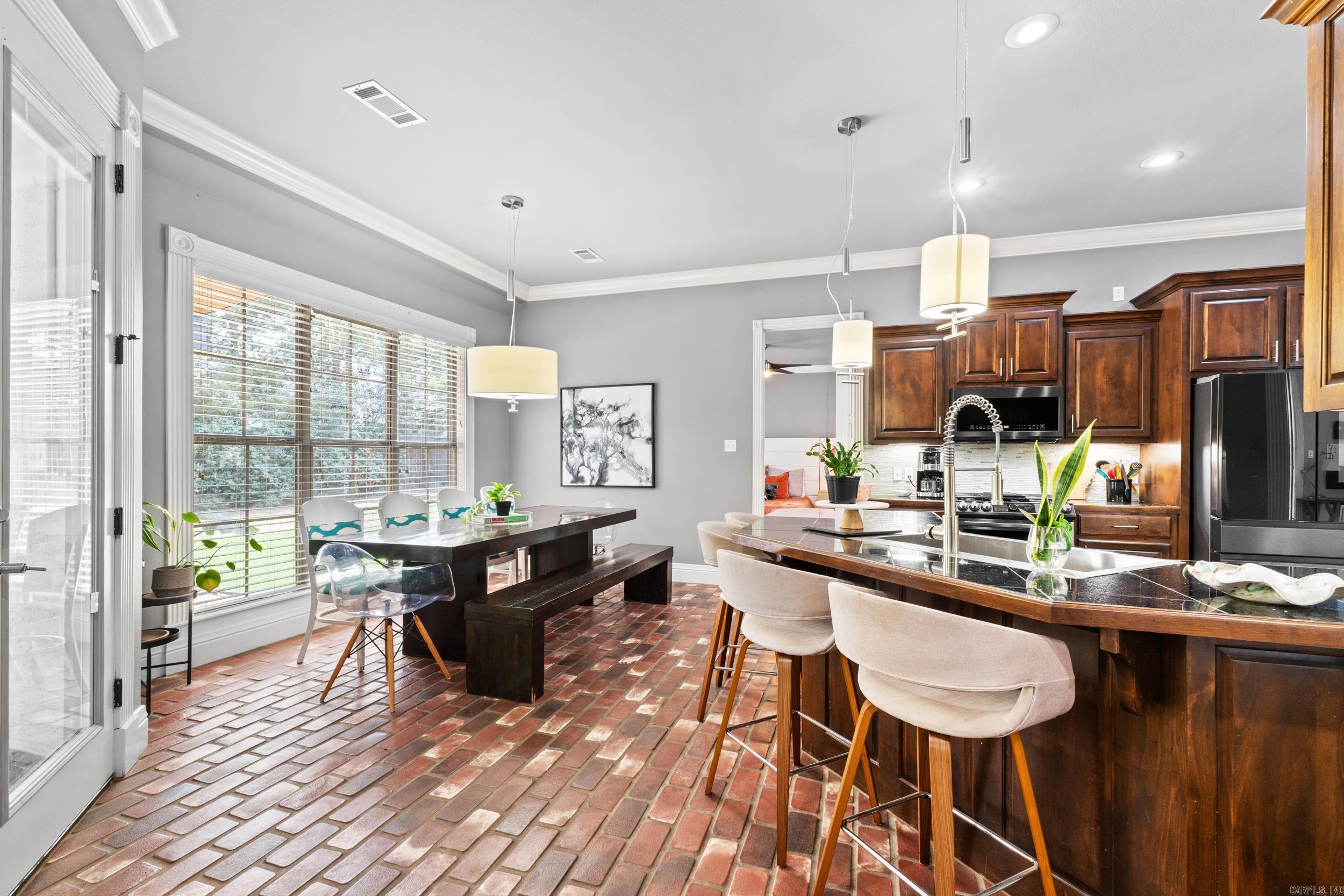CHESTNUT MEADOWS - Residential