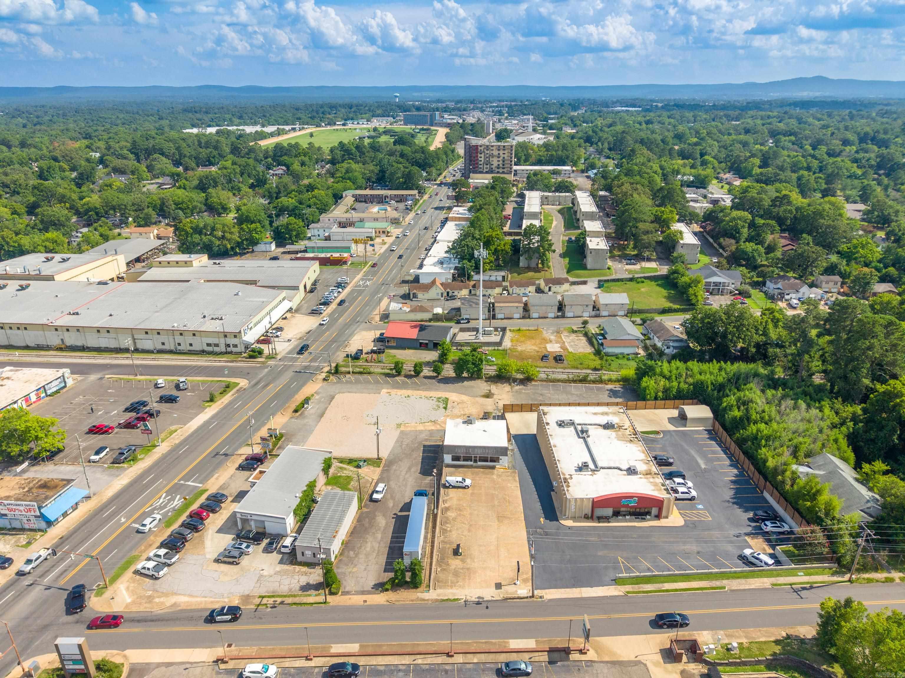 Sanders - Commercial Sale