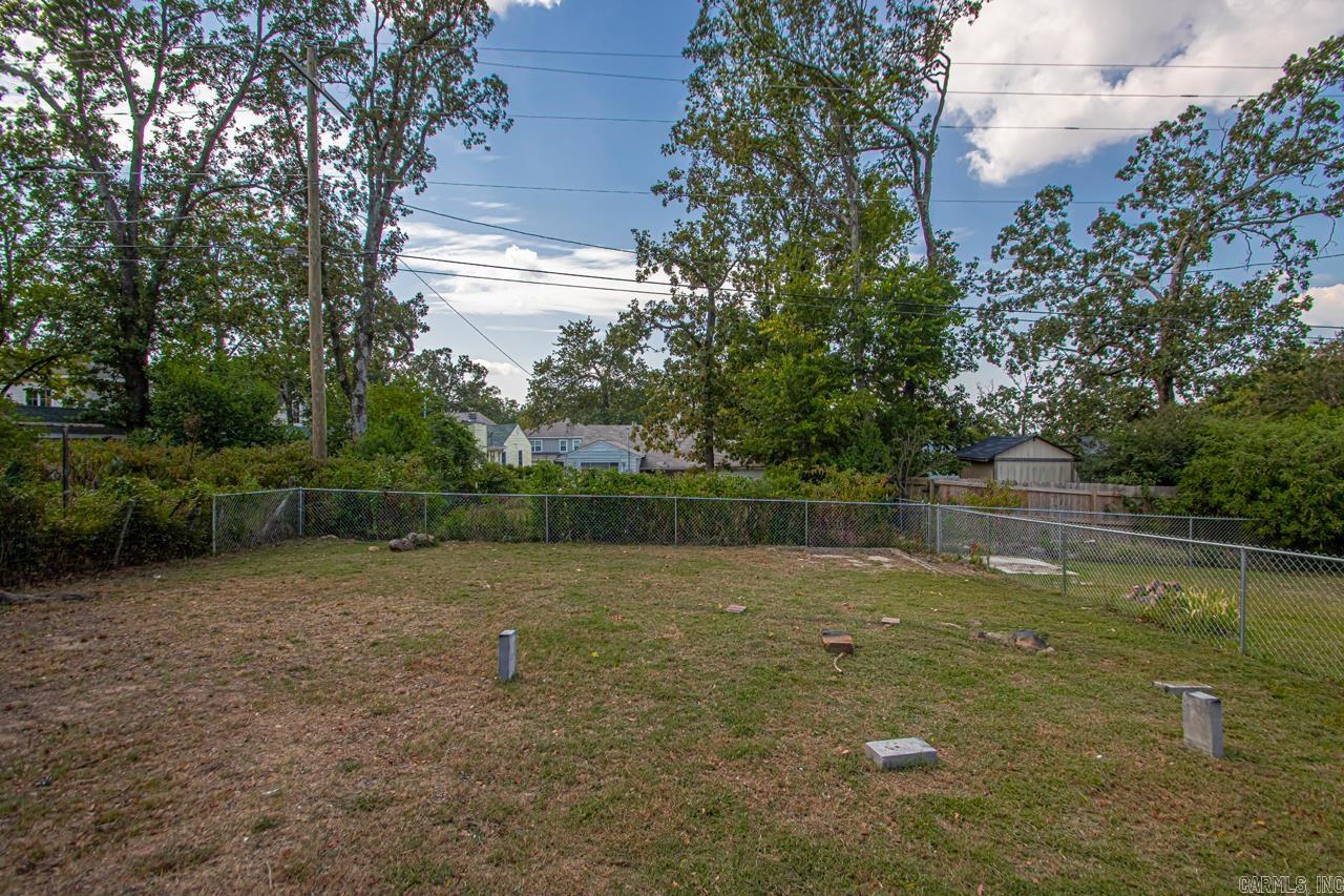 CAMMACK WOODS - Residential