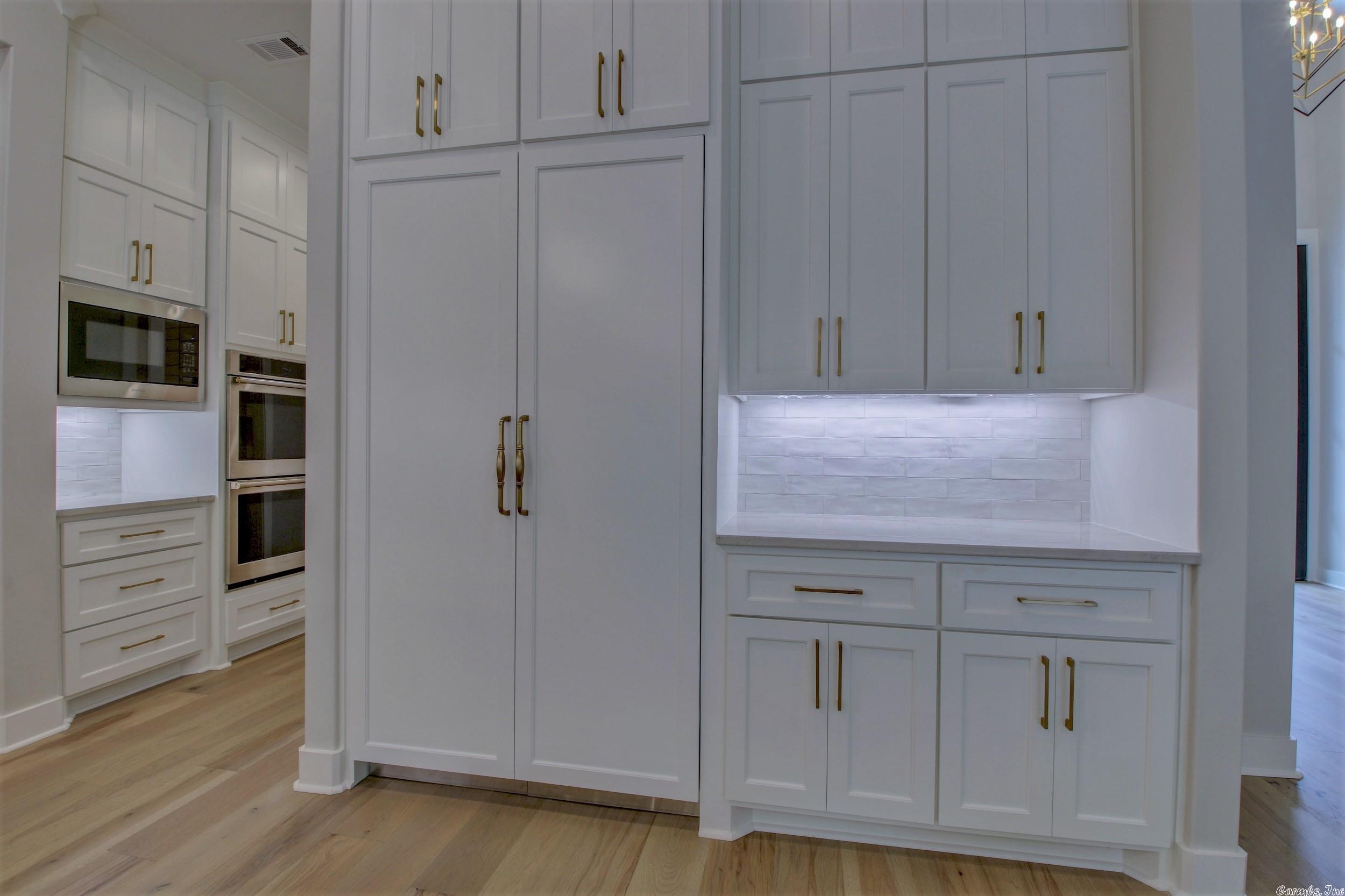 WOODLANDS EDGE - Residential