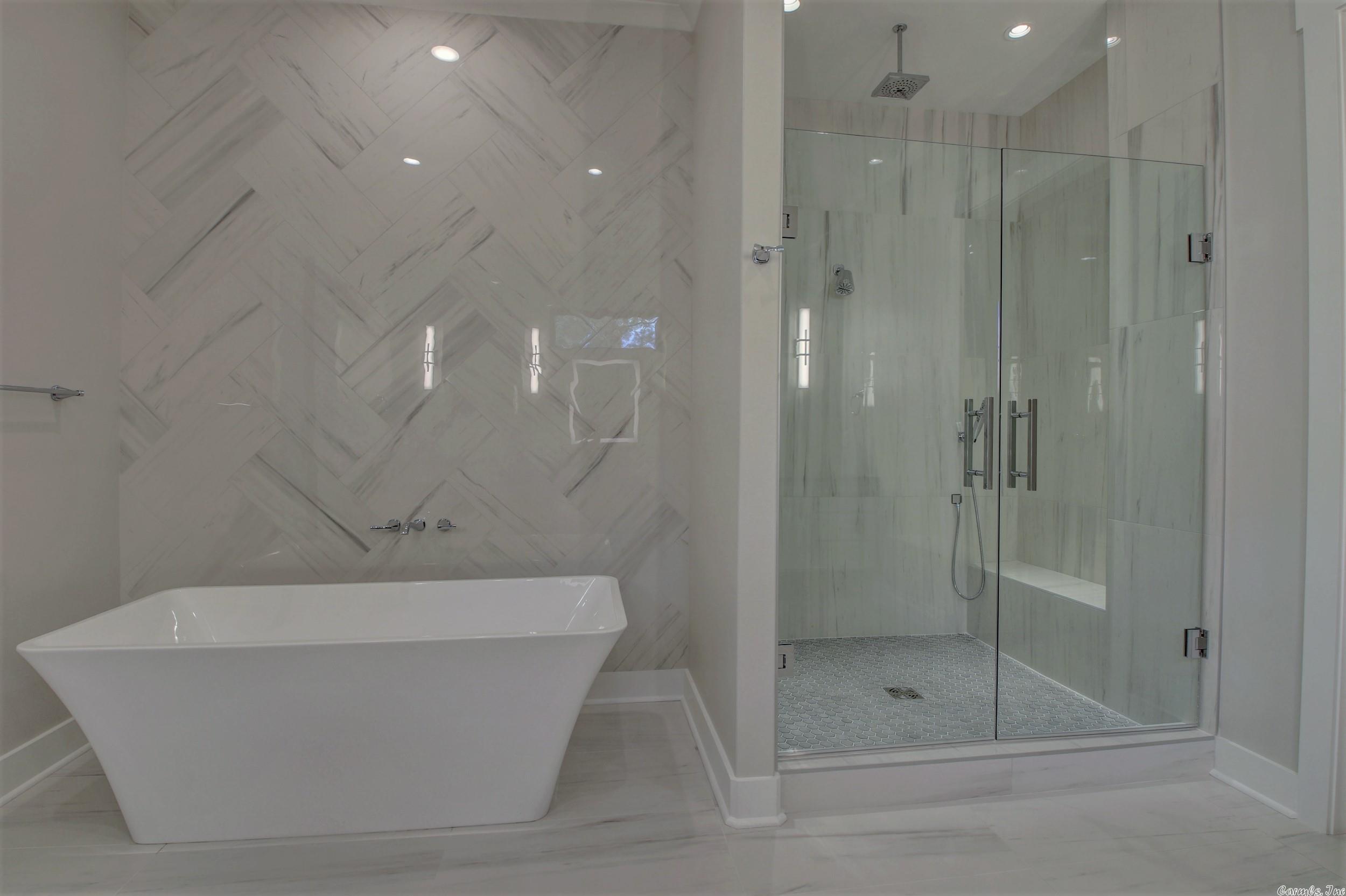 WOODLANDS EDGE - Residential