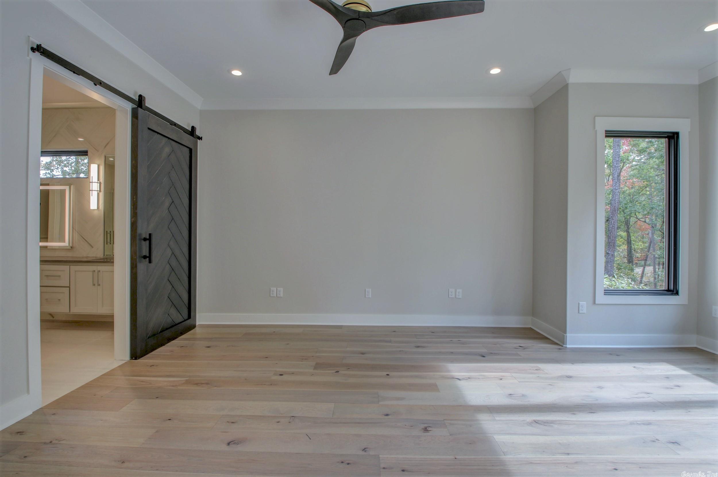 WOODLANDS EDGE - Residential
