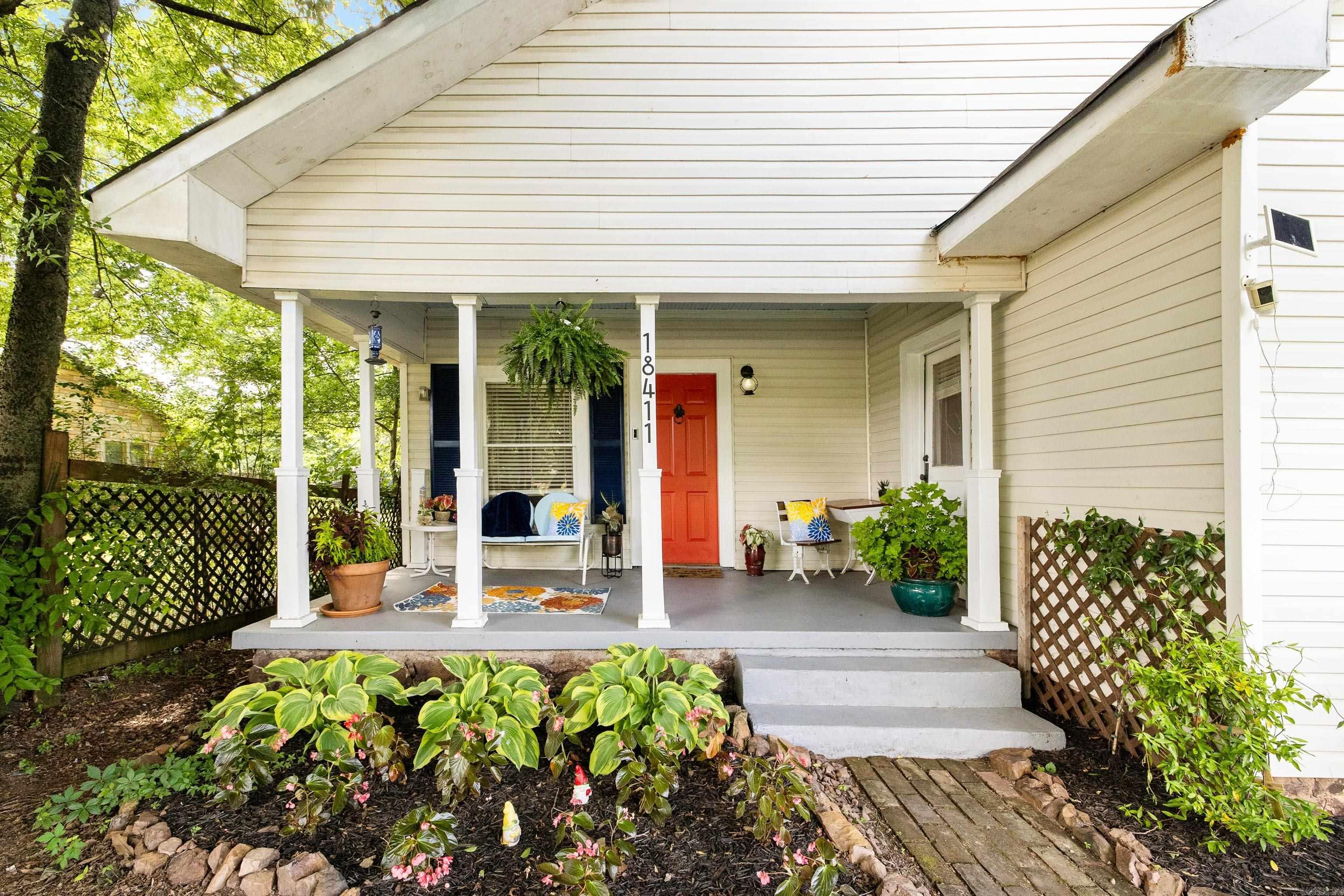 CLAYS H P ADDN TO ROLAND - Residential