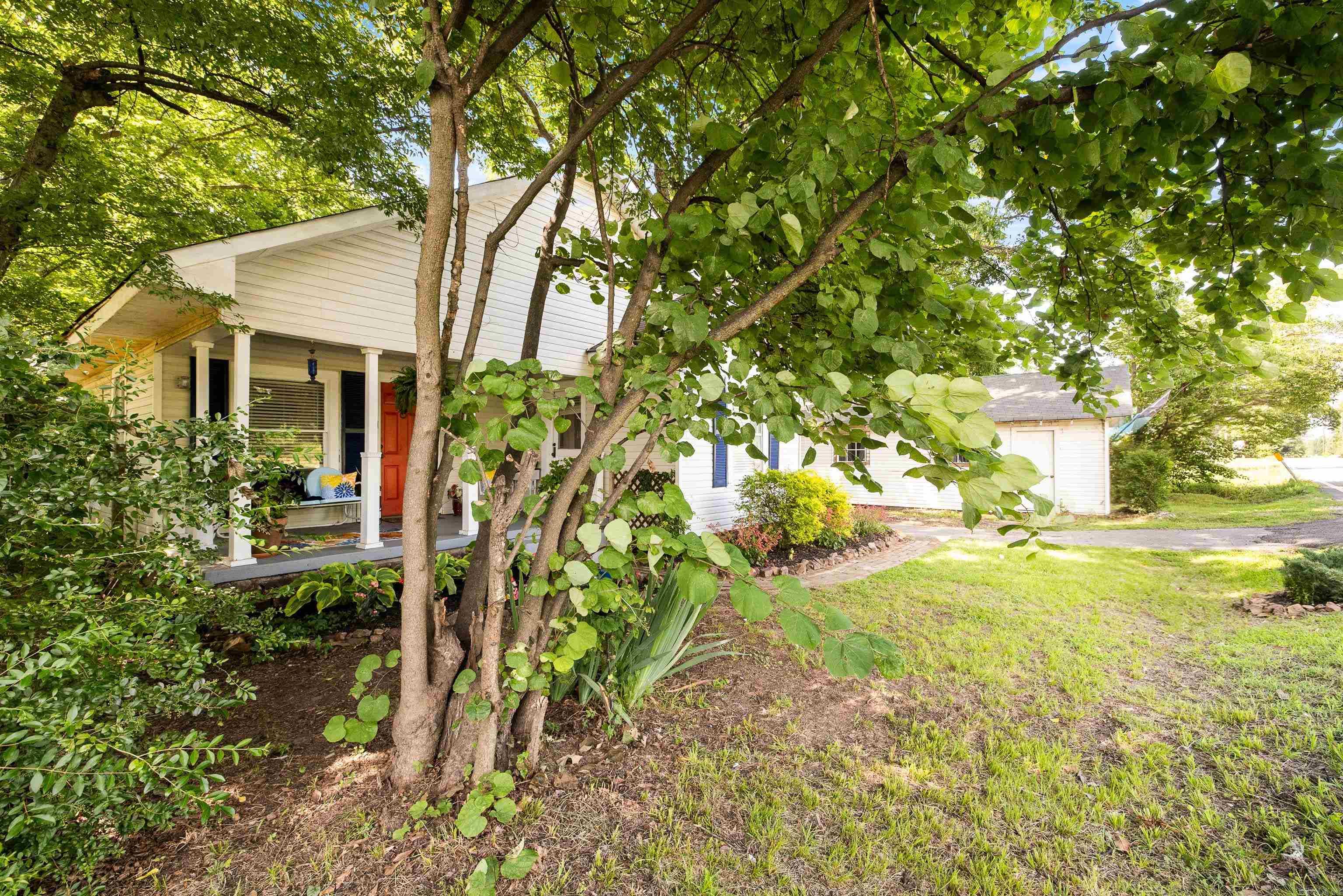 CLAYS H P ADDN TO ROLAND - Residential