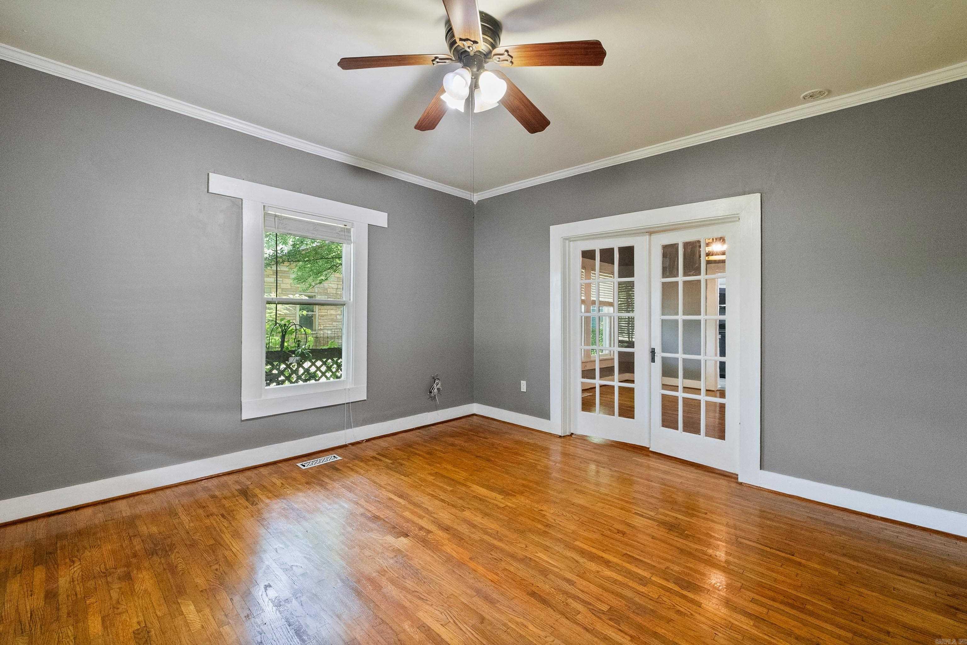 CLAYS H P ADDN TO ROLAND - Residential