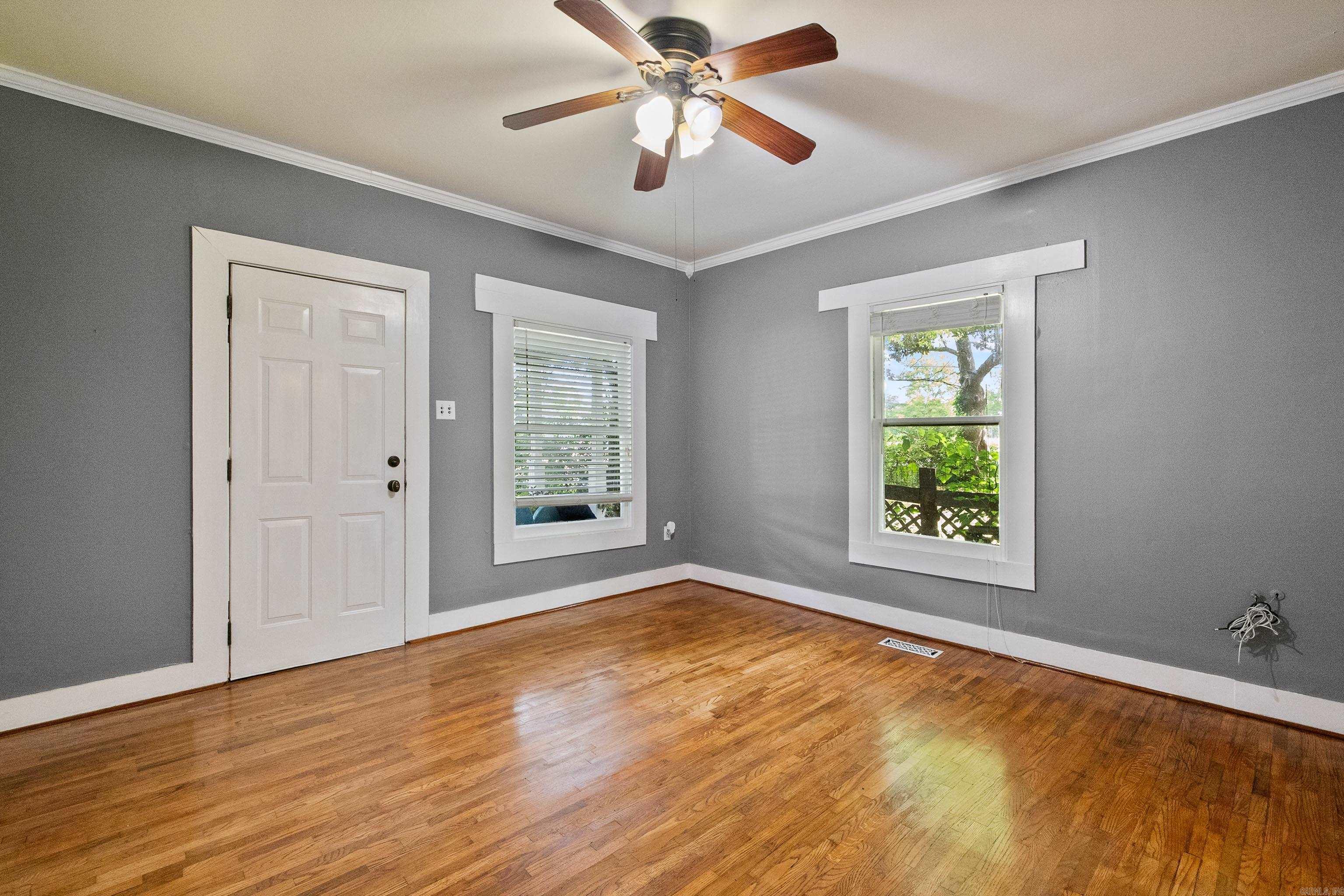 CLAYS H P ADDN TO ROLAND - Residential