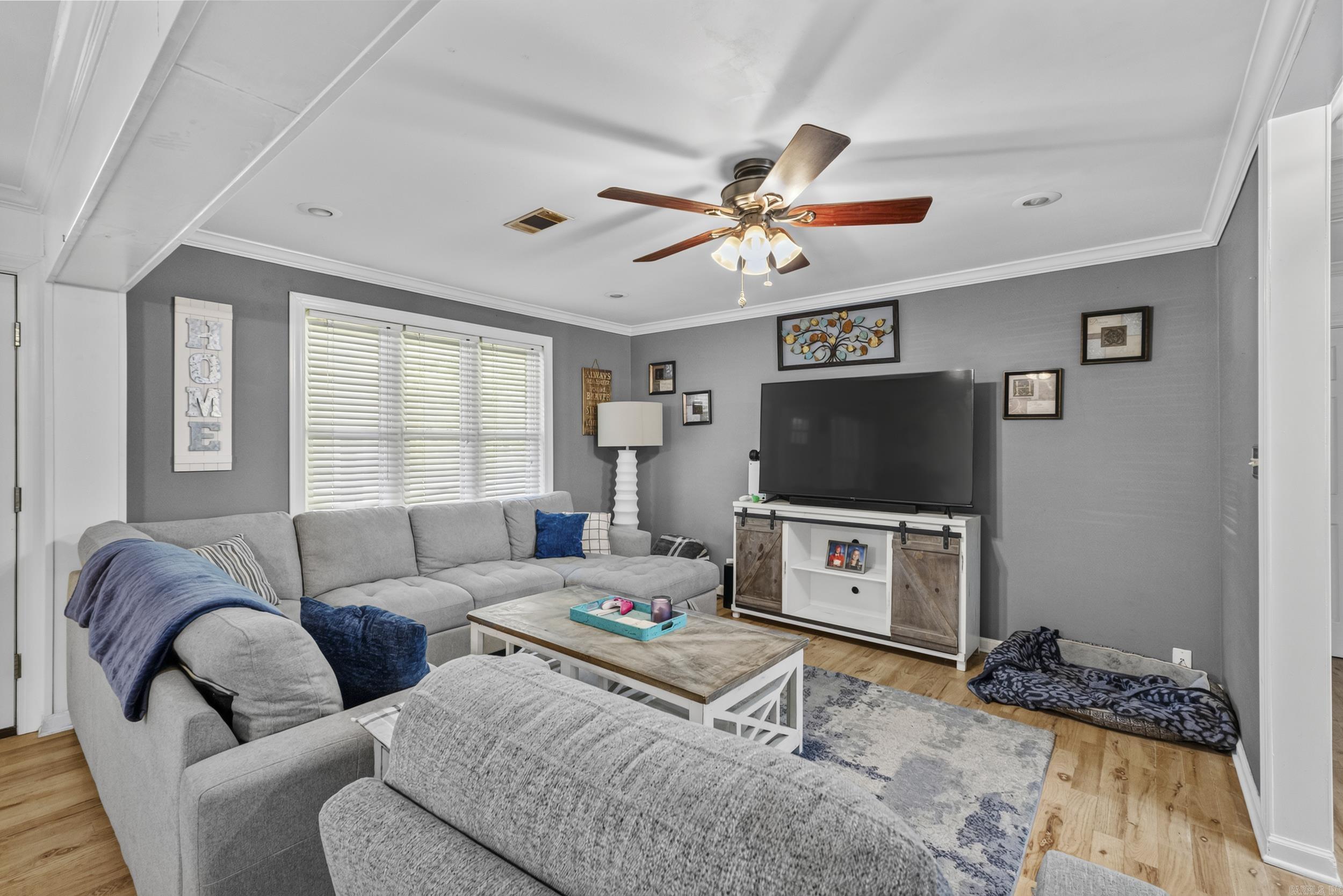 MOORE & MARTIN - Residential