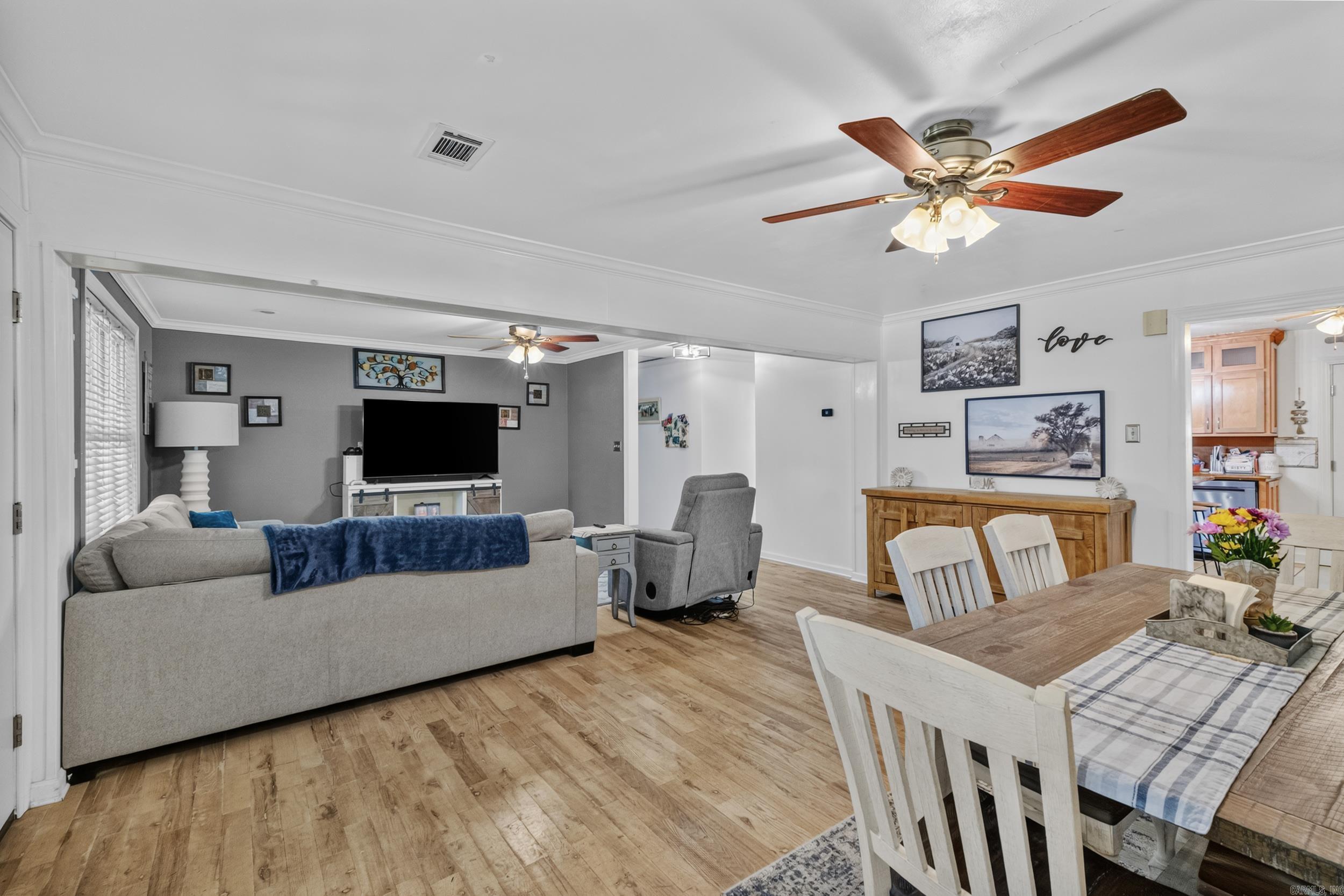 MOORE & MARTIN - Residential