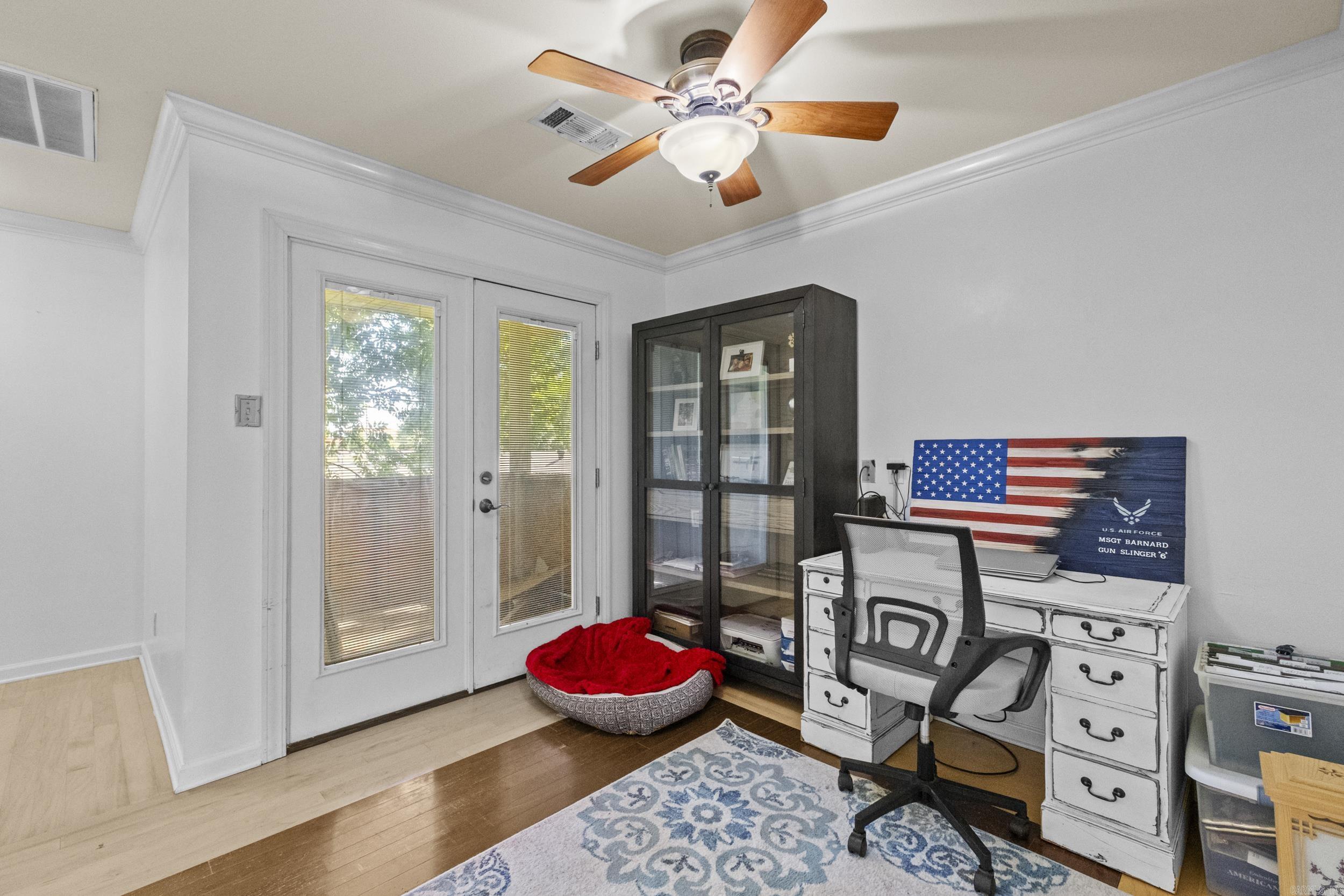 MOORE & MARTIN - Residential