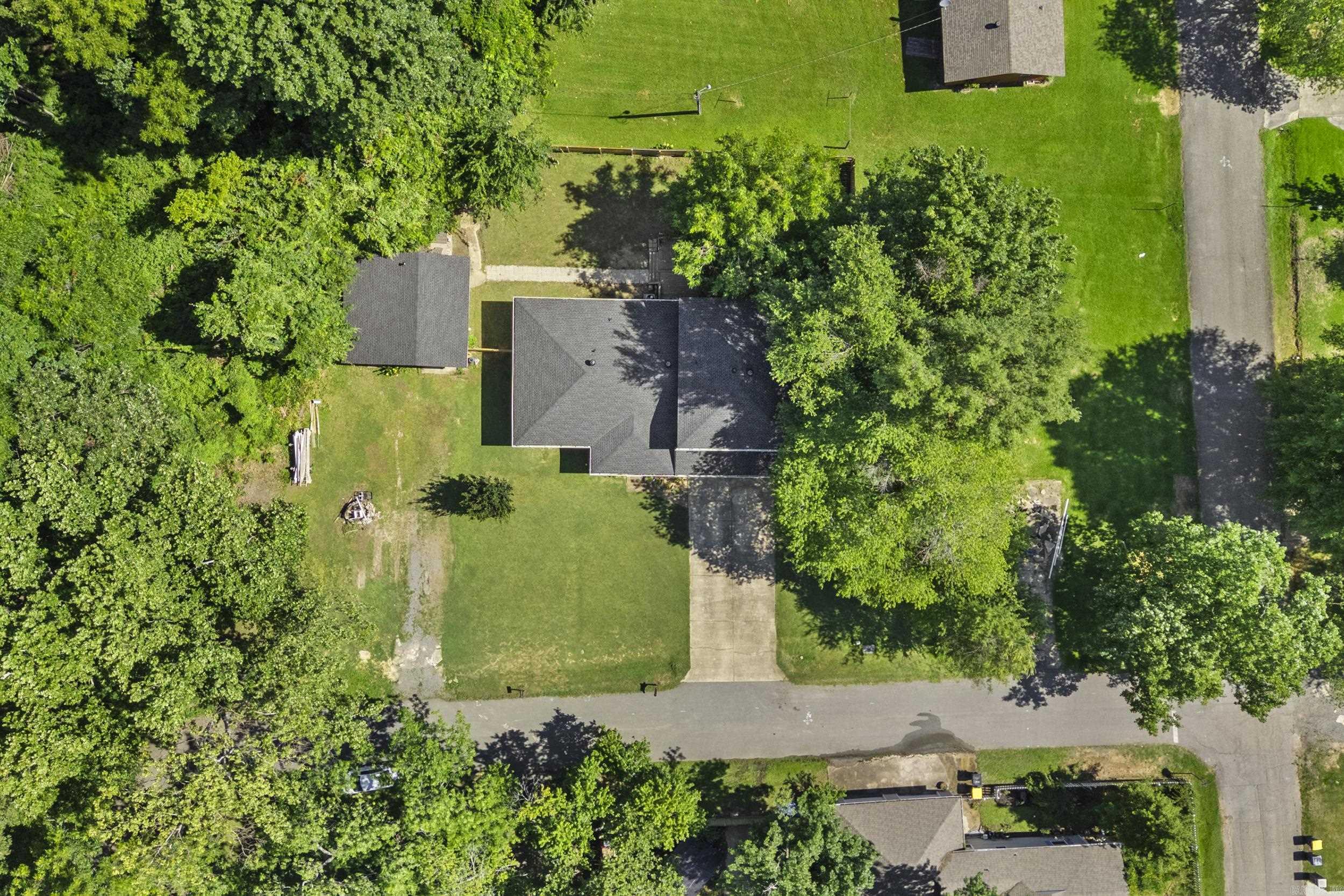 MOORE & MARTIN - Residential
