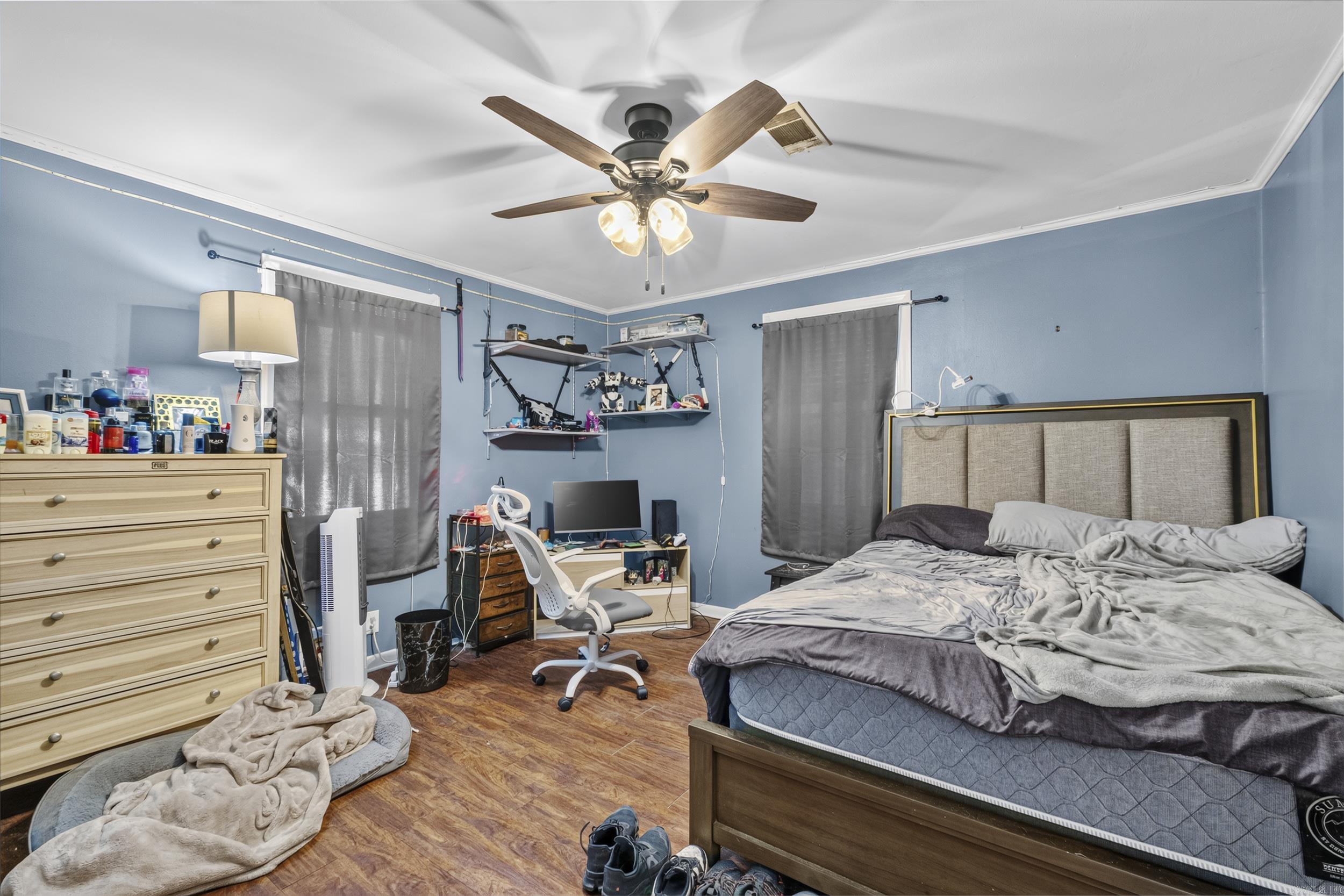 MOORE & MARTIN - Residential