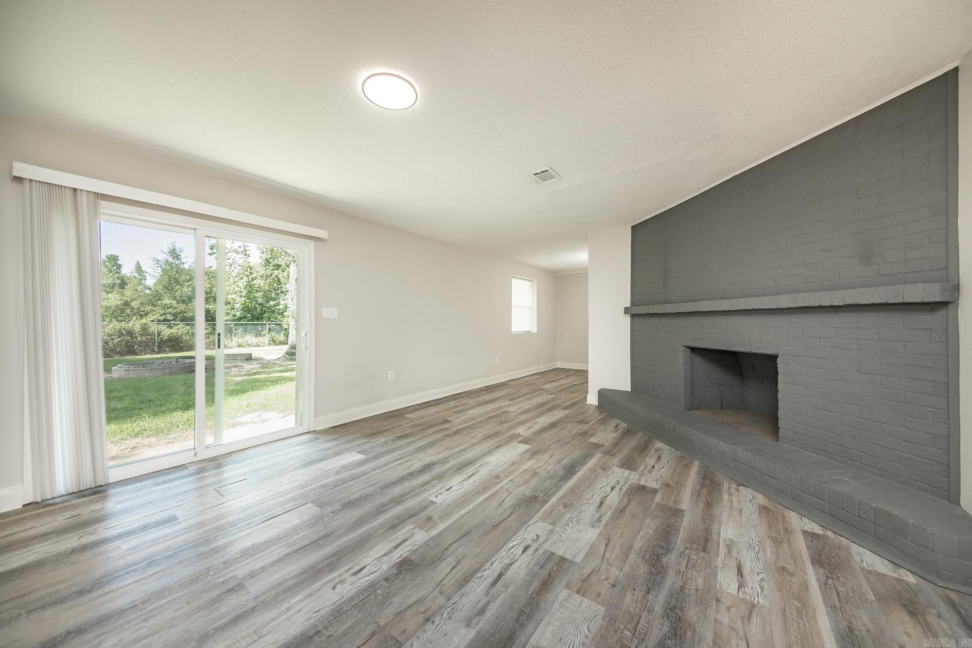 CAMELOT ESTATES - Residential