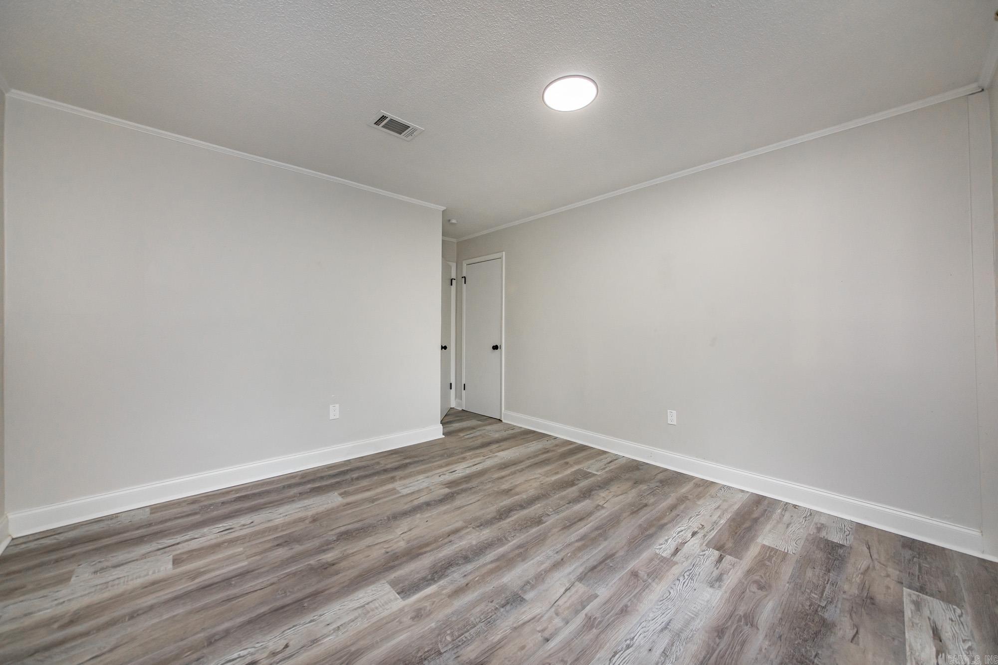 CAMELOT ESTATES - Residential