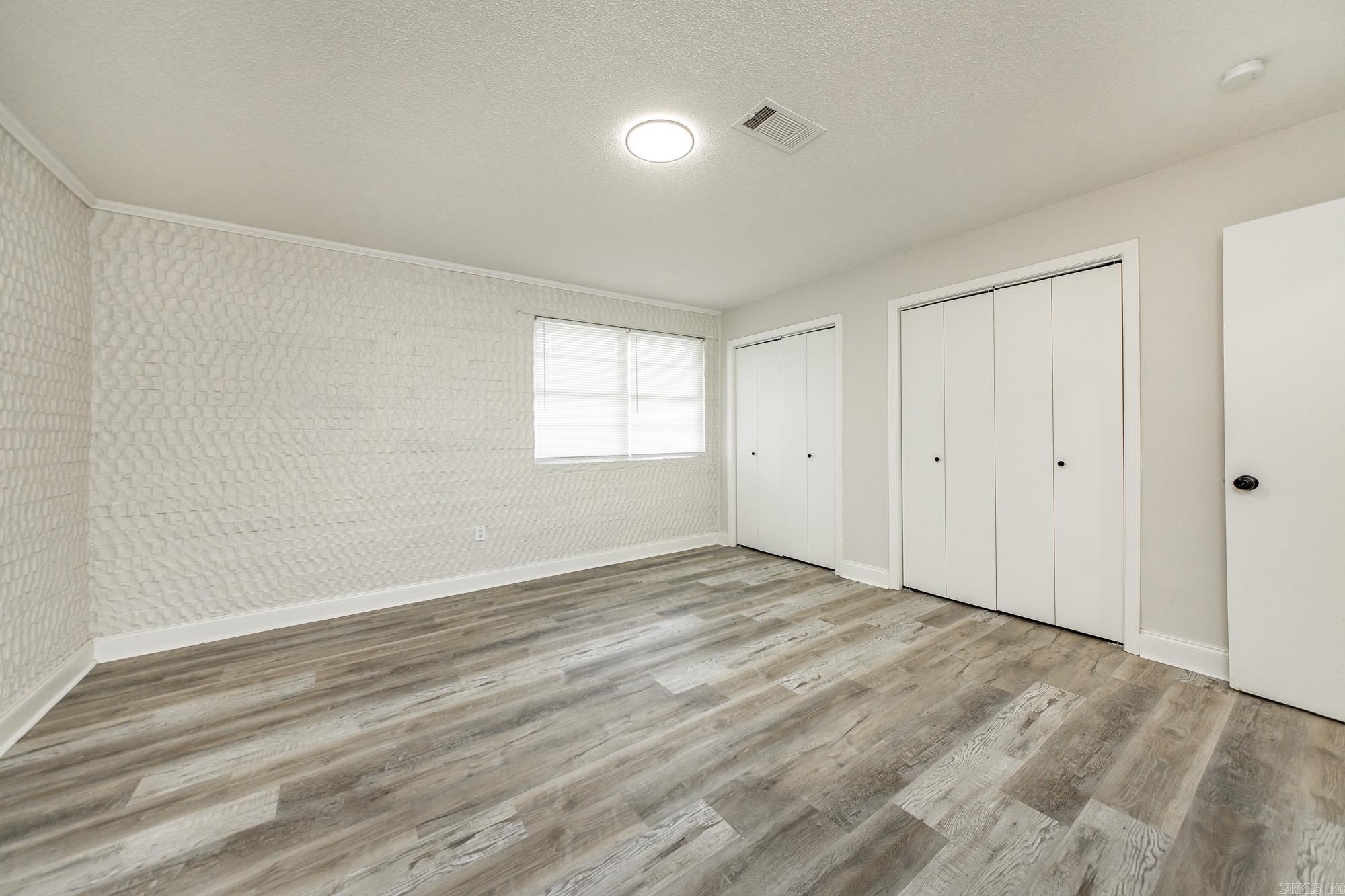 CAMELOT ESTATES - Residential